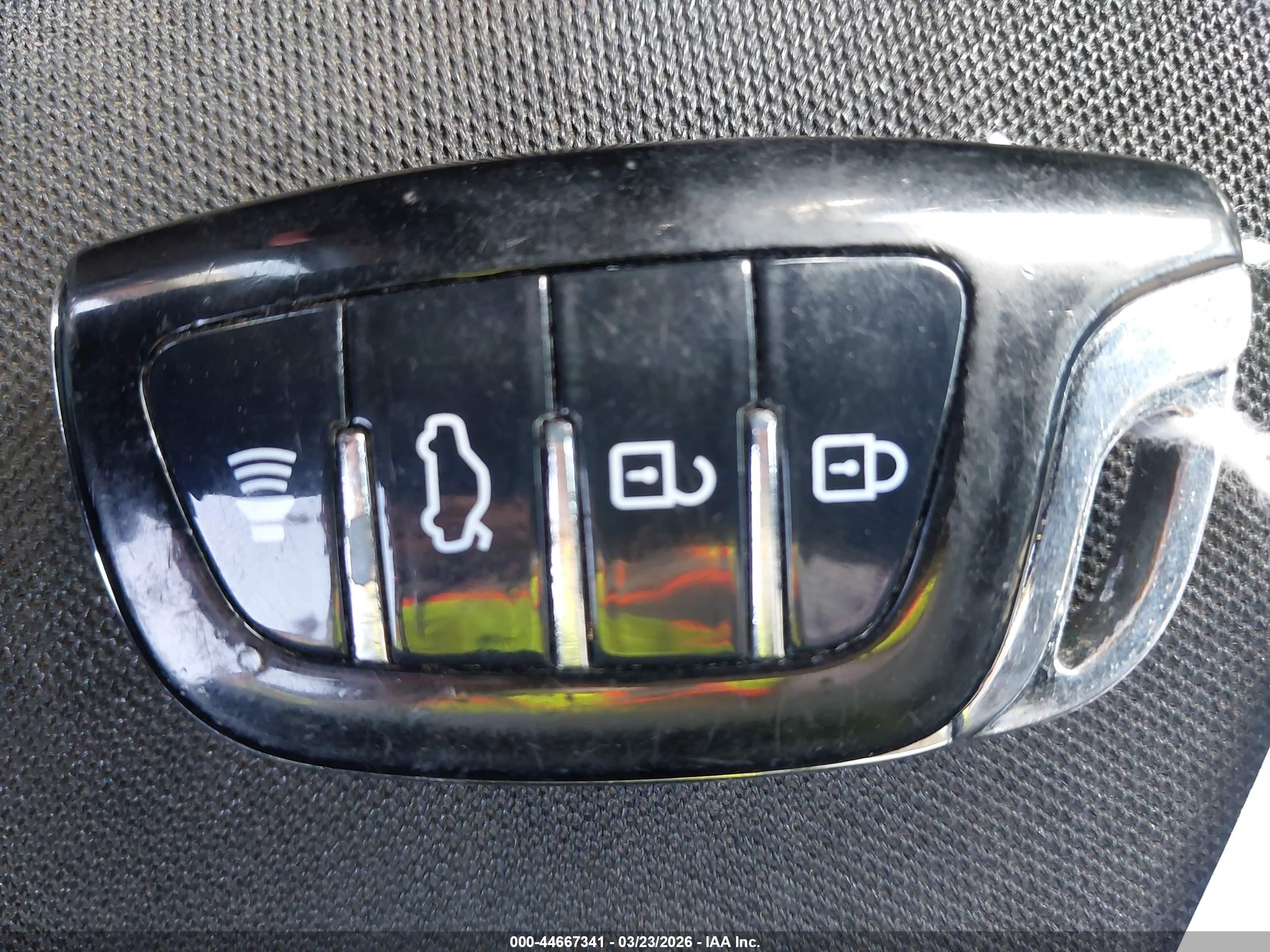 JEEP RENEGADE image 11