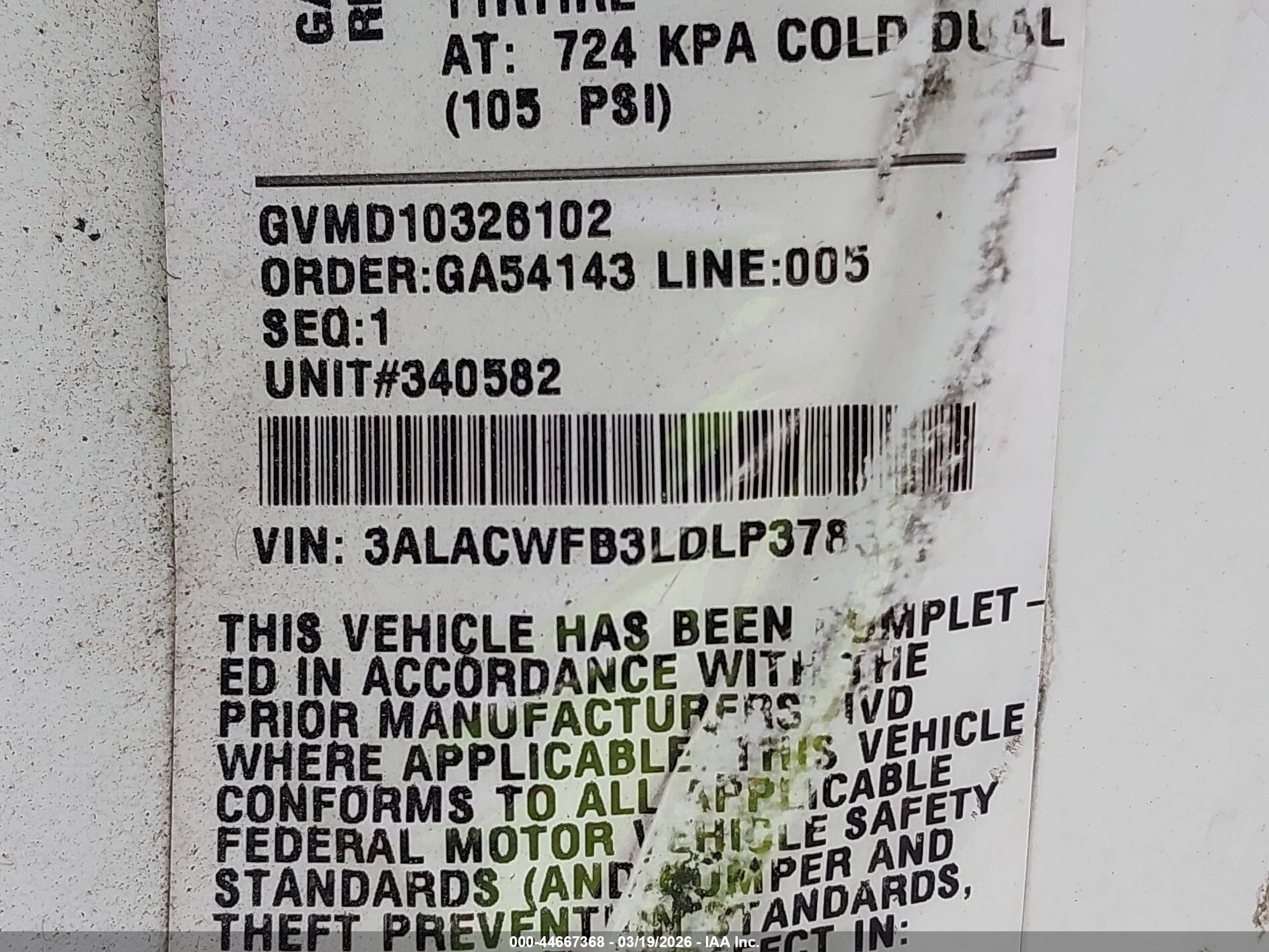 FREIGHTLINER M2 image 9