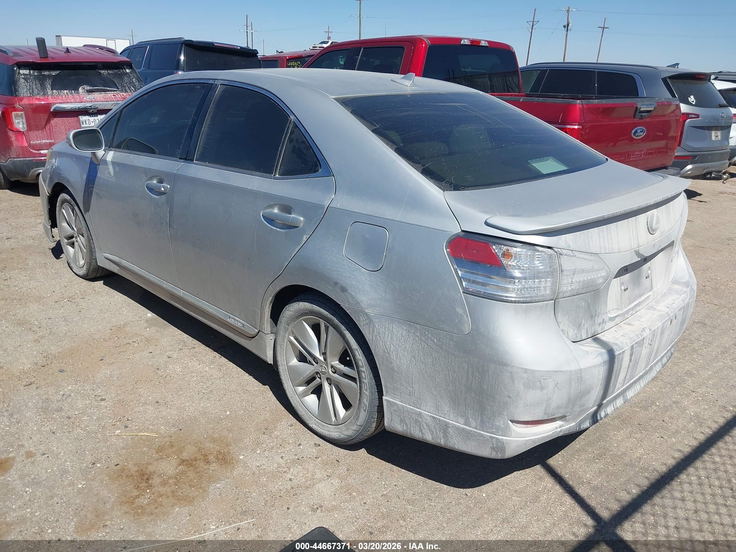 LEXUS HS image 3