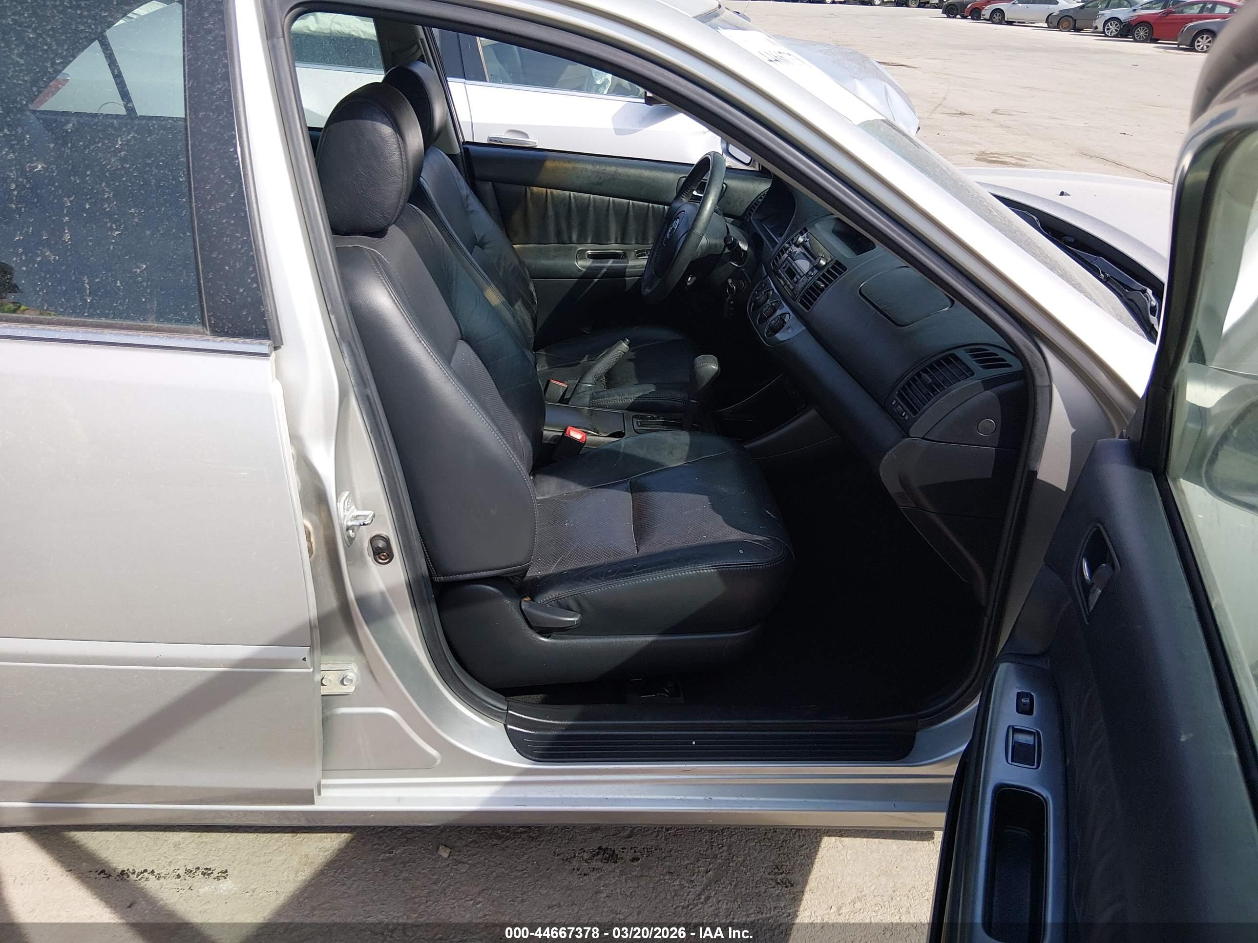 TOYOTA CAMRY image 5