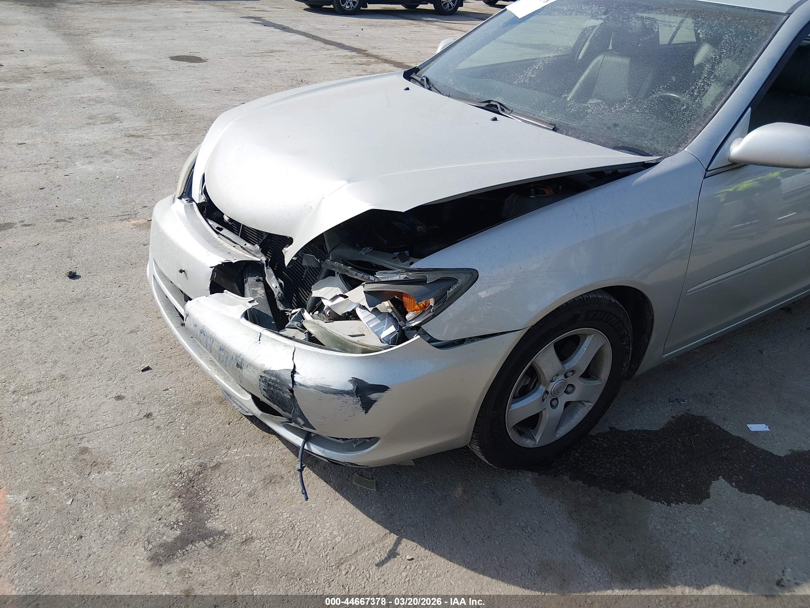 TOYOTA CAMRY image 6
