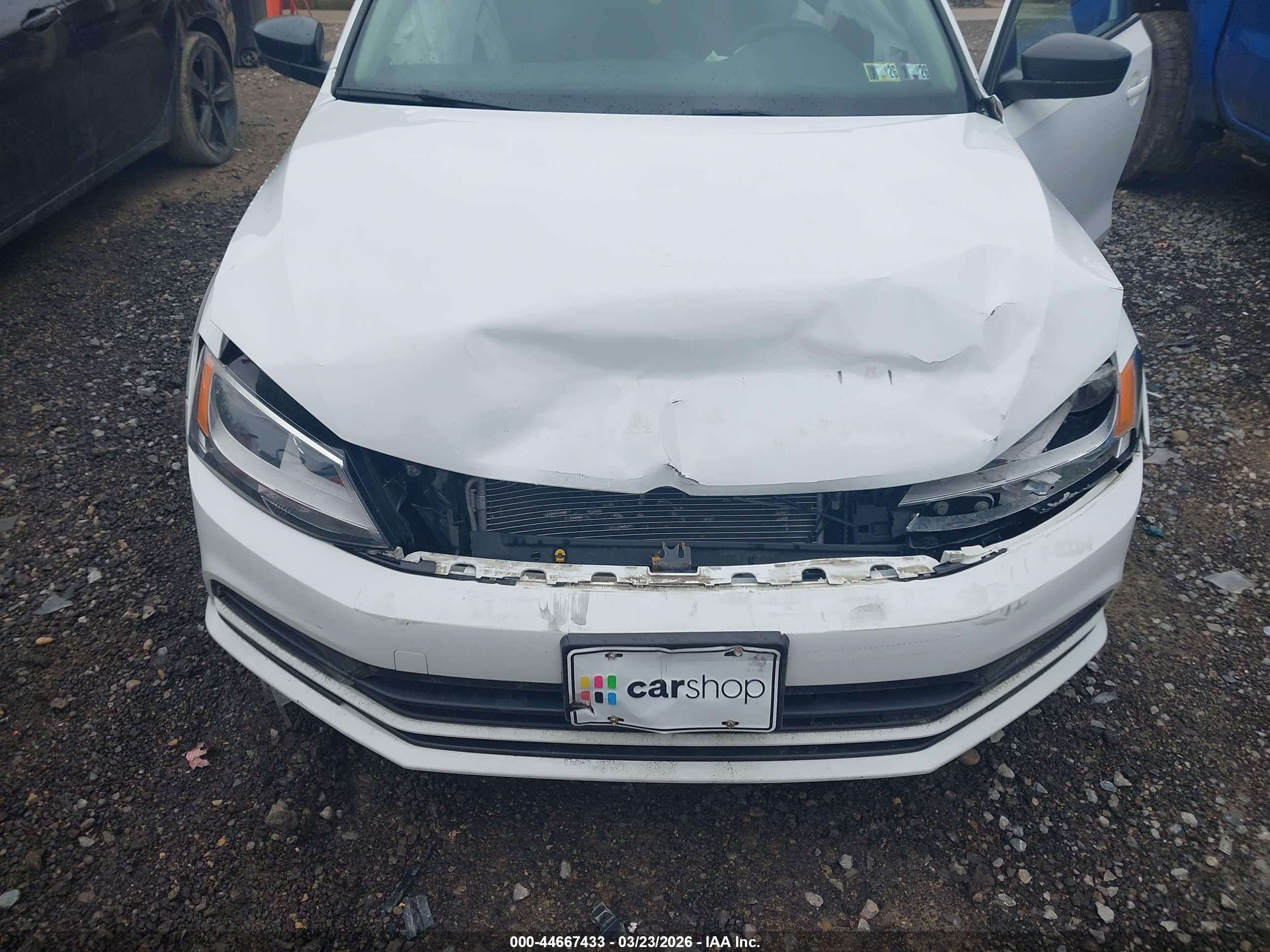VOLKSWAGEN JETTA image 6