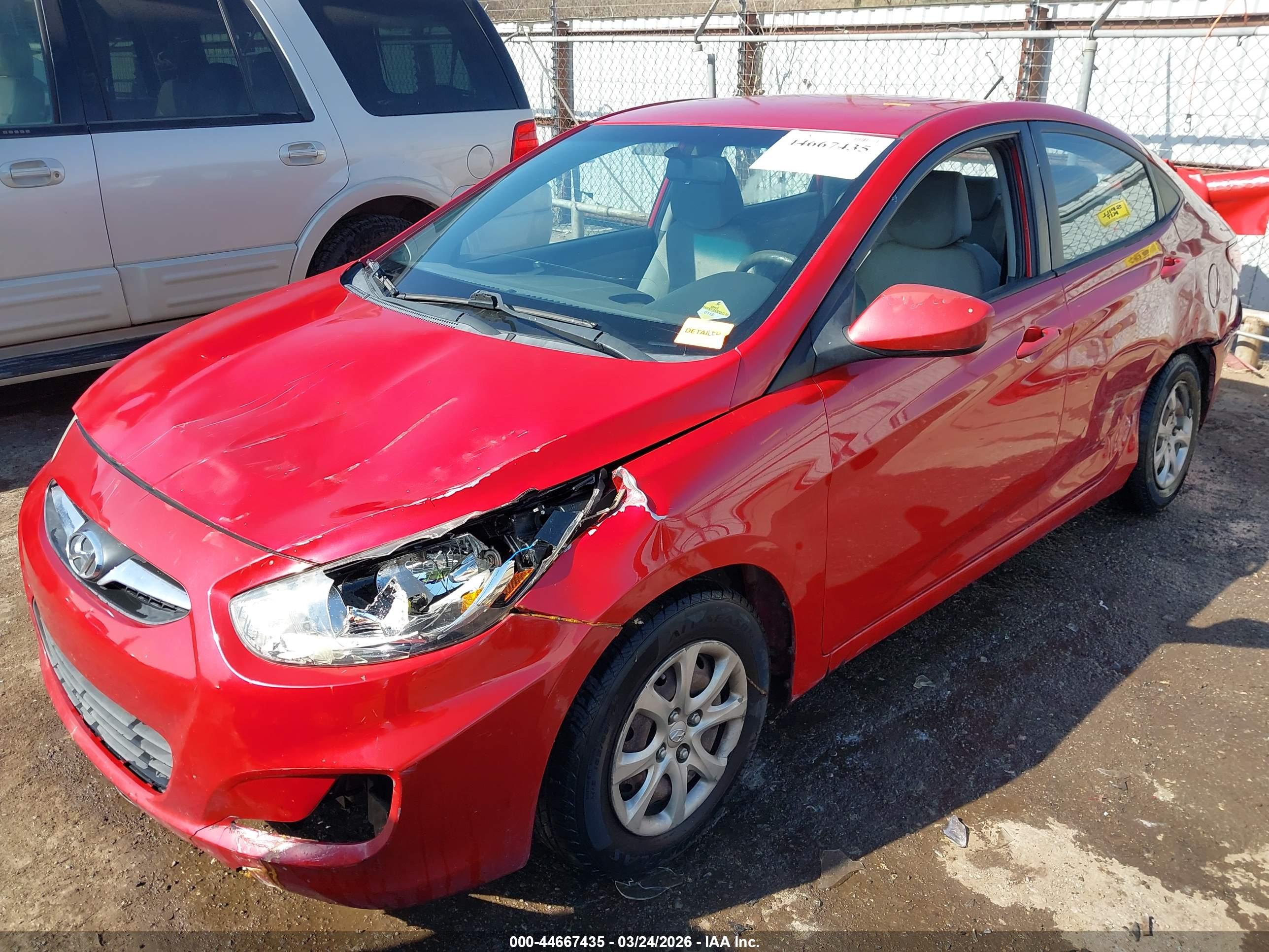 HYUNDAI ACCENT image 2