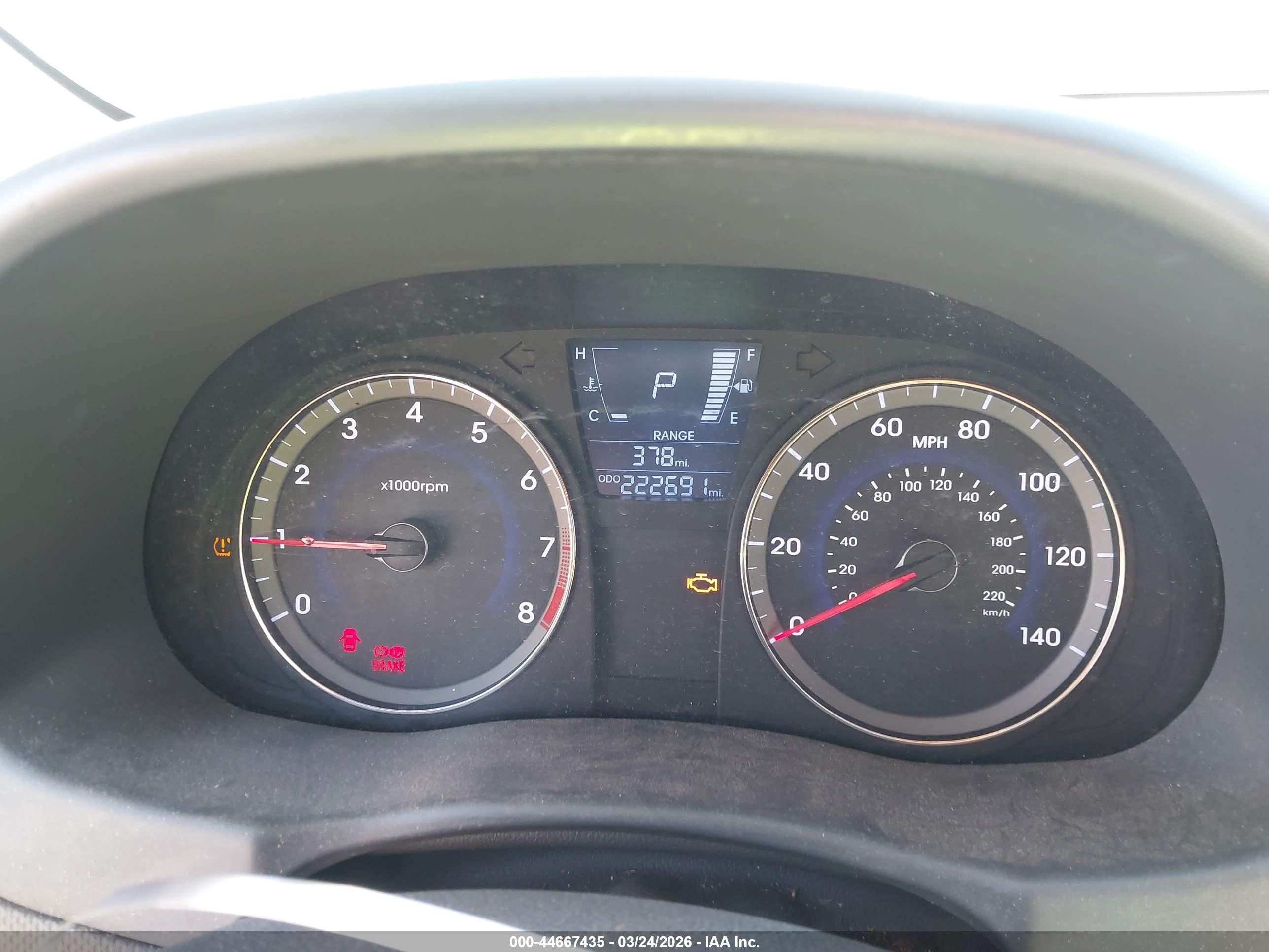 HYUNDAI ACCENT image 7