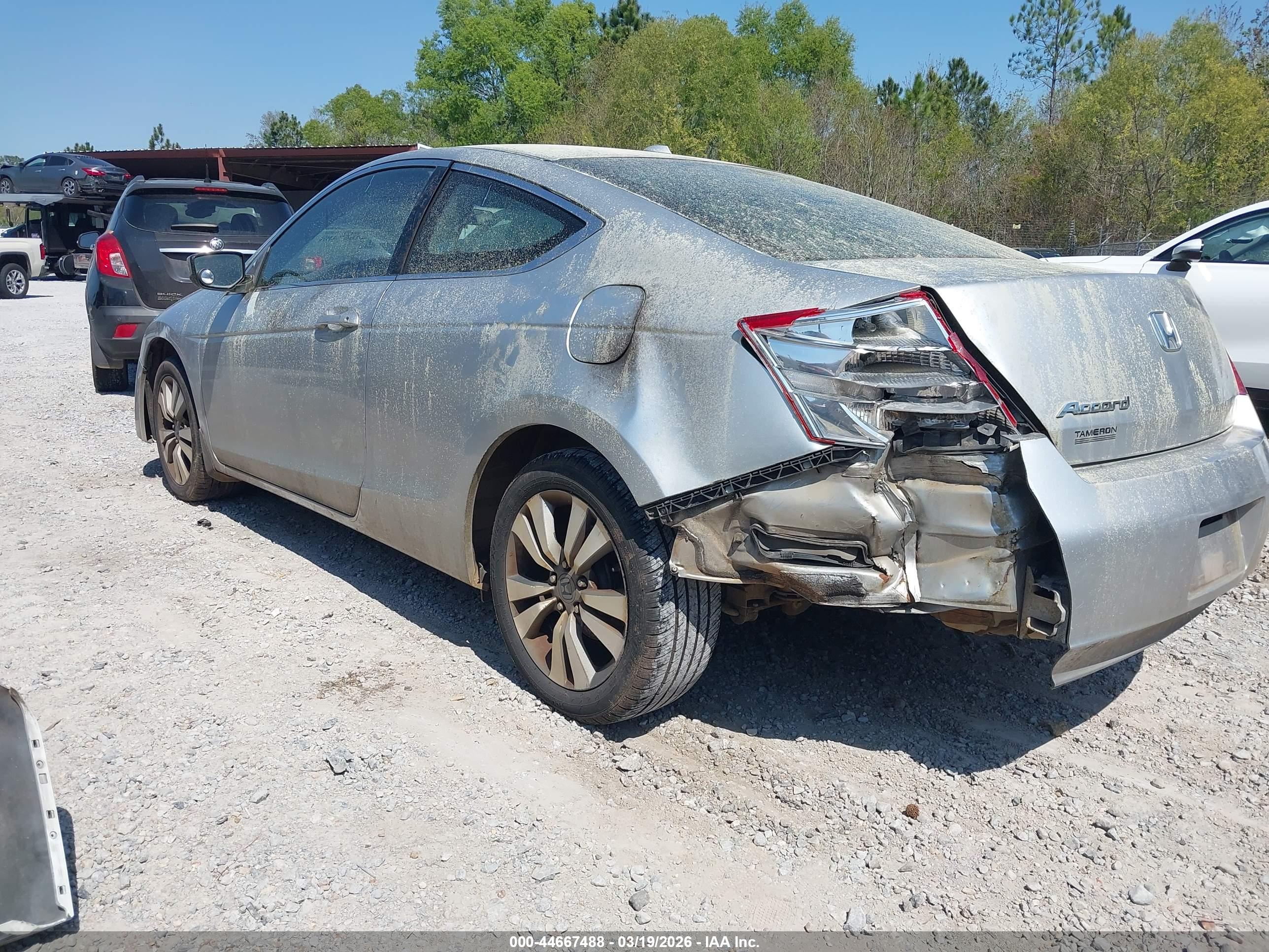 HONDA ACCORD image 3