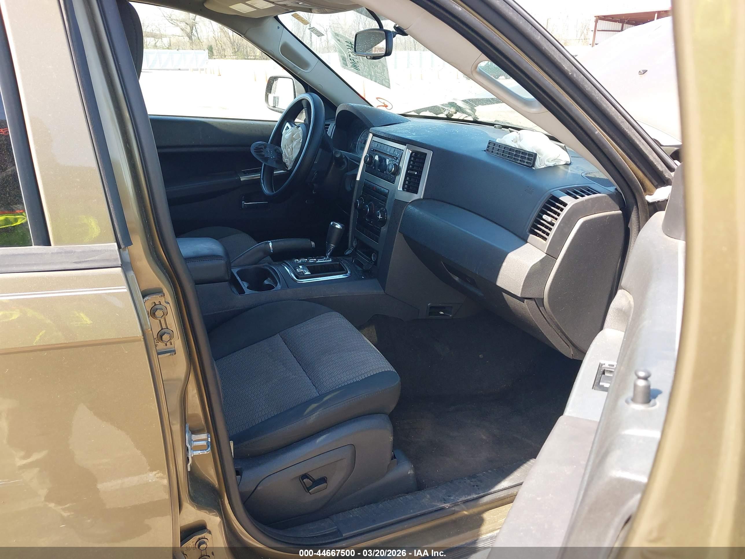 JEEP GRAND image 5