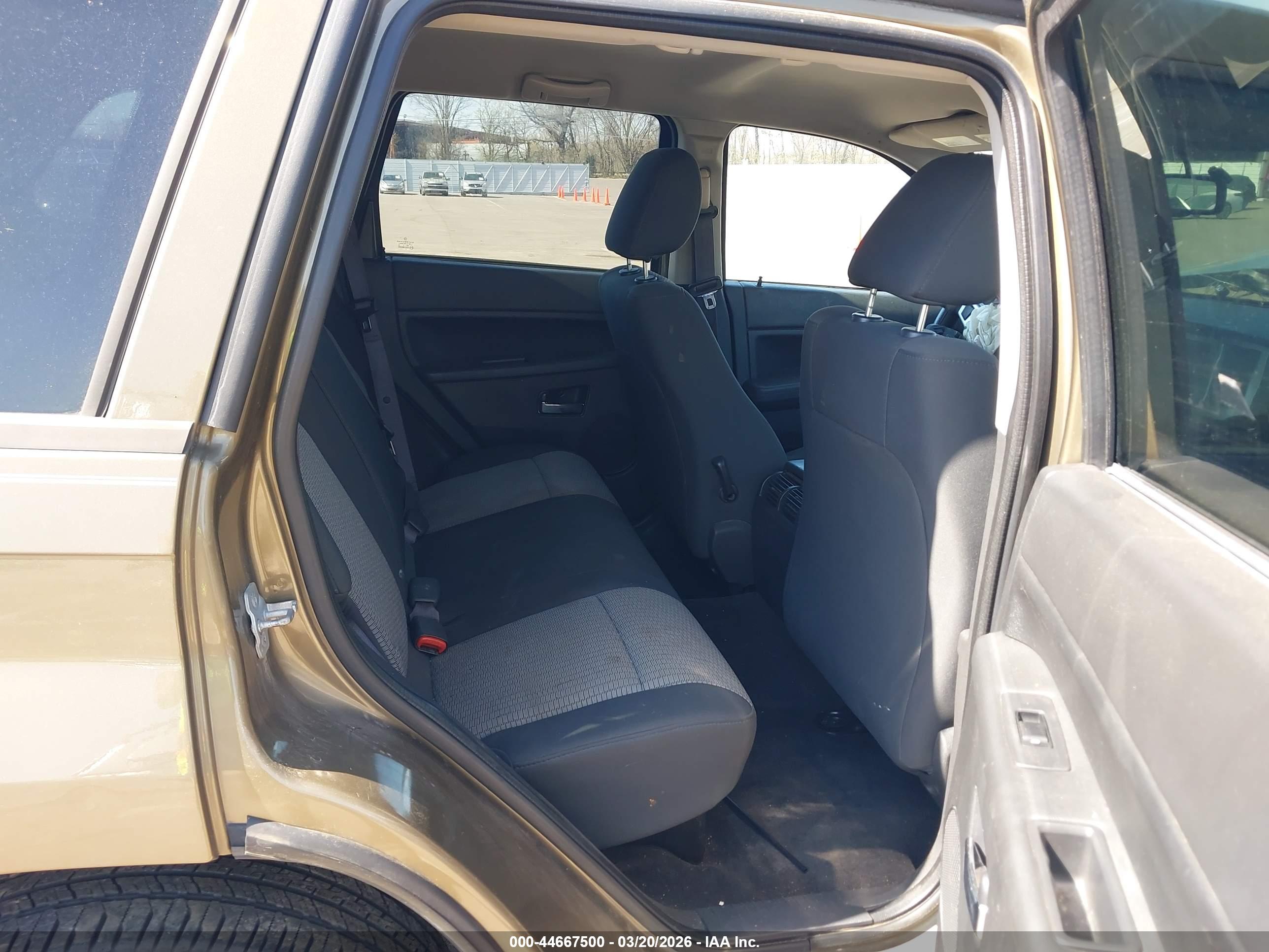JEEP GRAND image 8