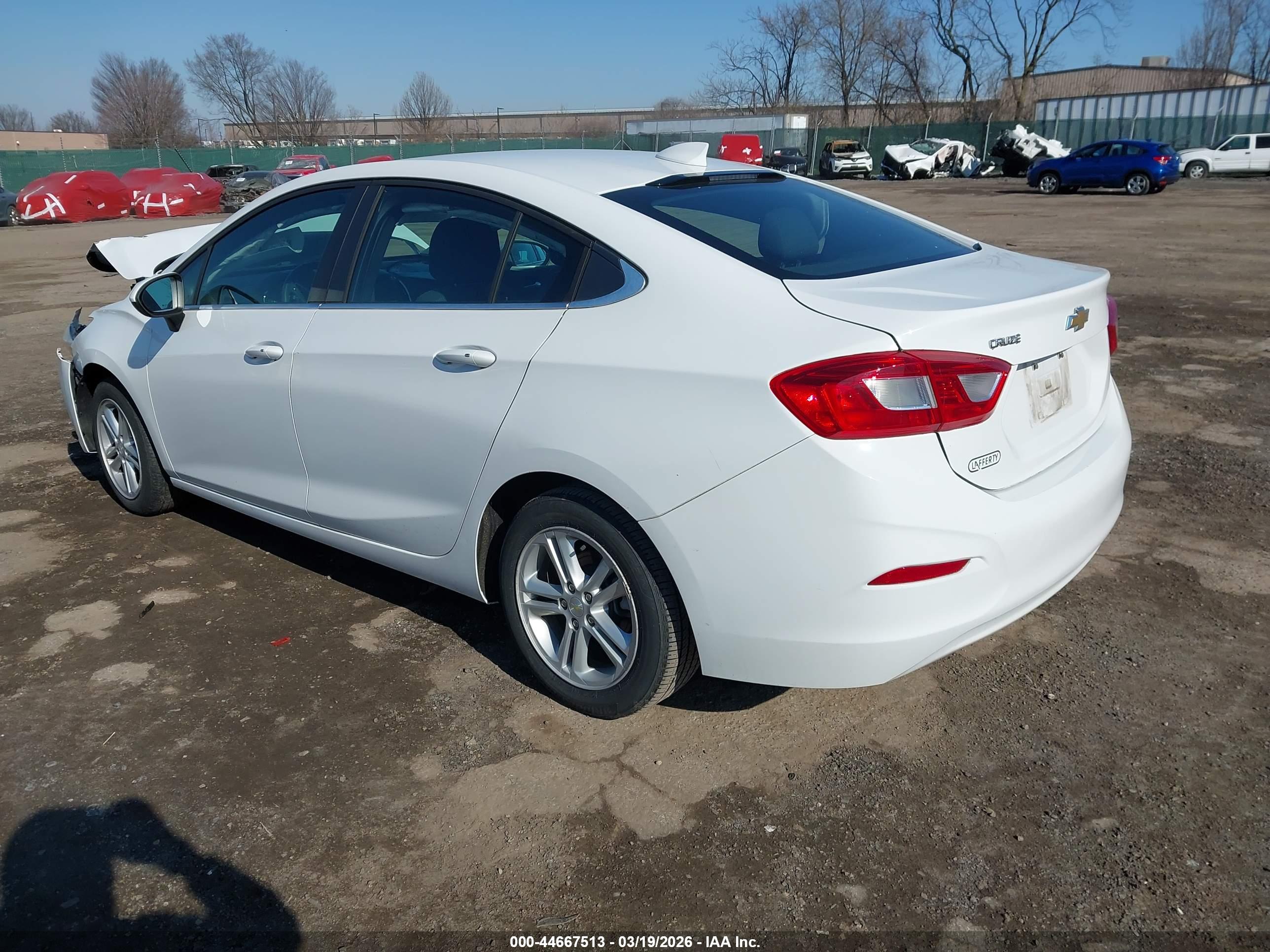 CHEVROLET CRUZE image 3