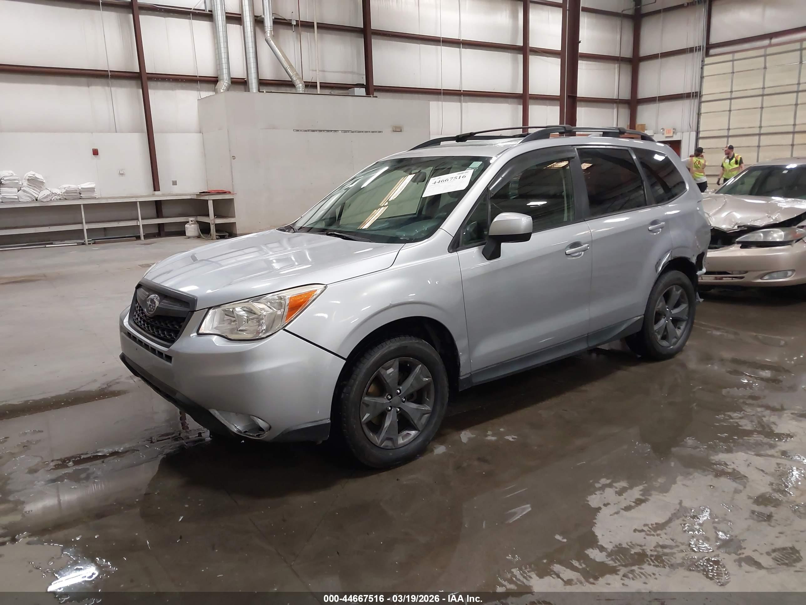SUBARU FORESTER image 2