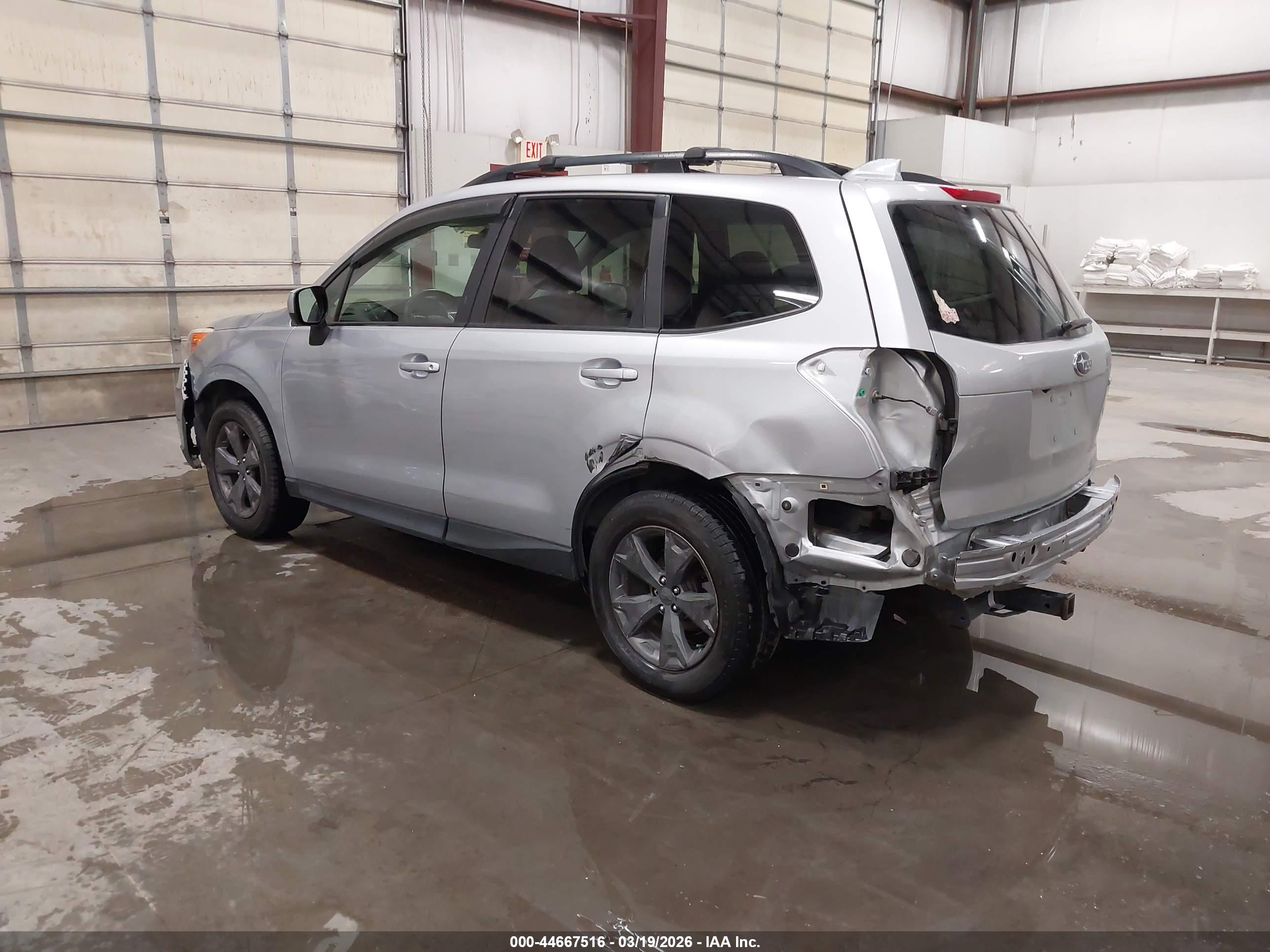 SUBARU FORESTER image 3