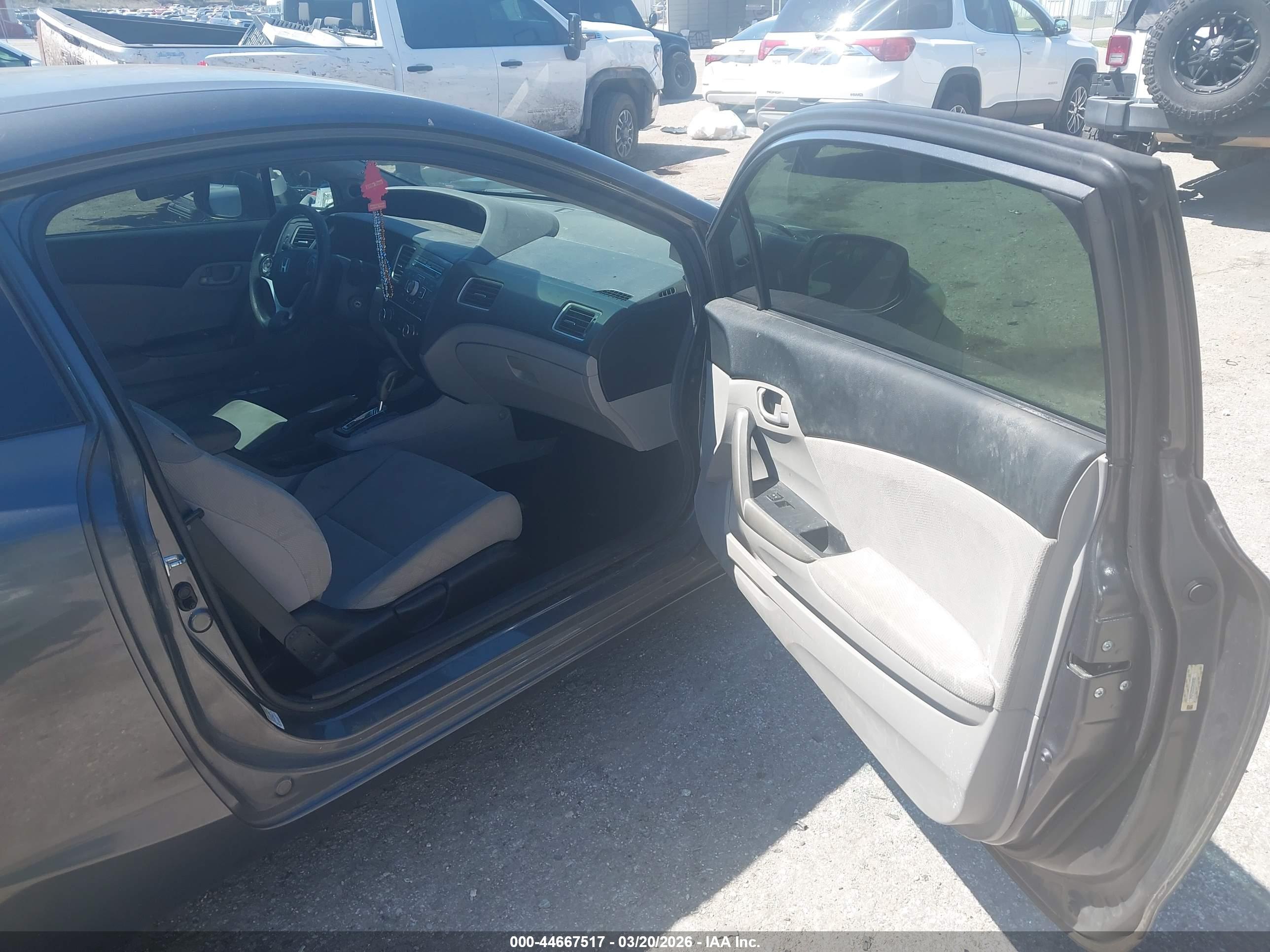 HONDA CIVIC image 5