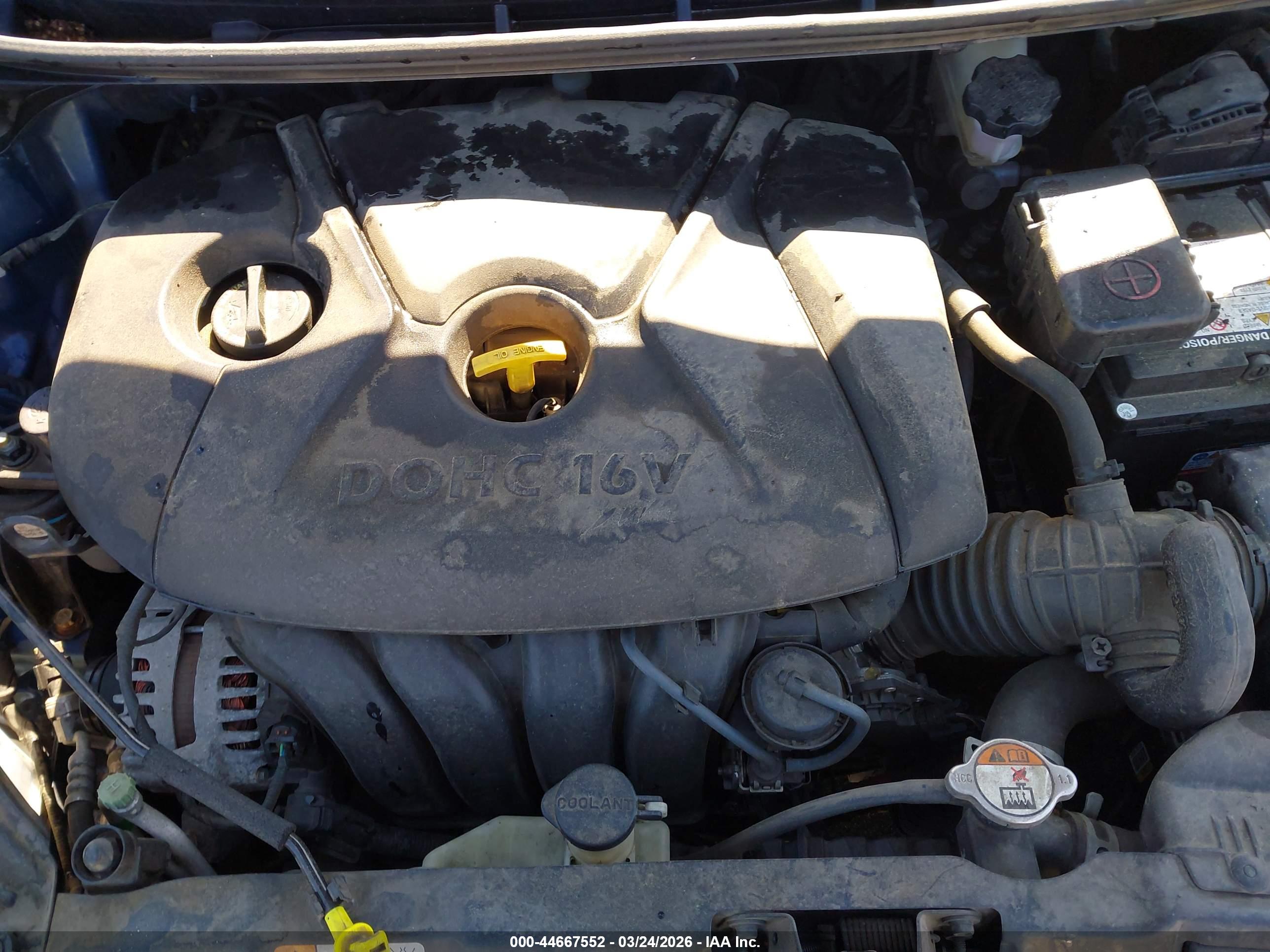 HYUNDAI ELANTRA image 10
