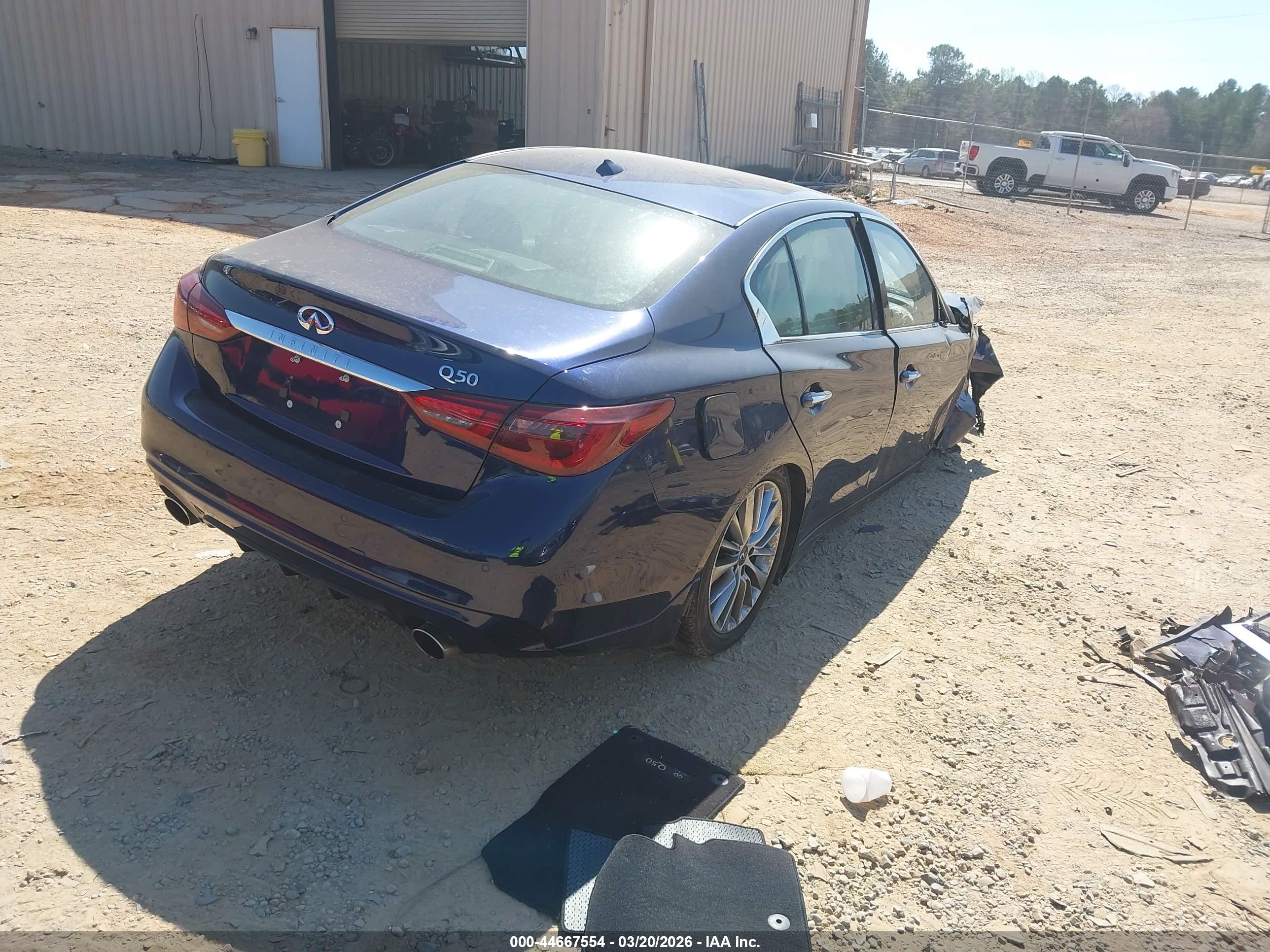 INFINITI Q50 image 4