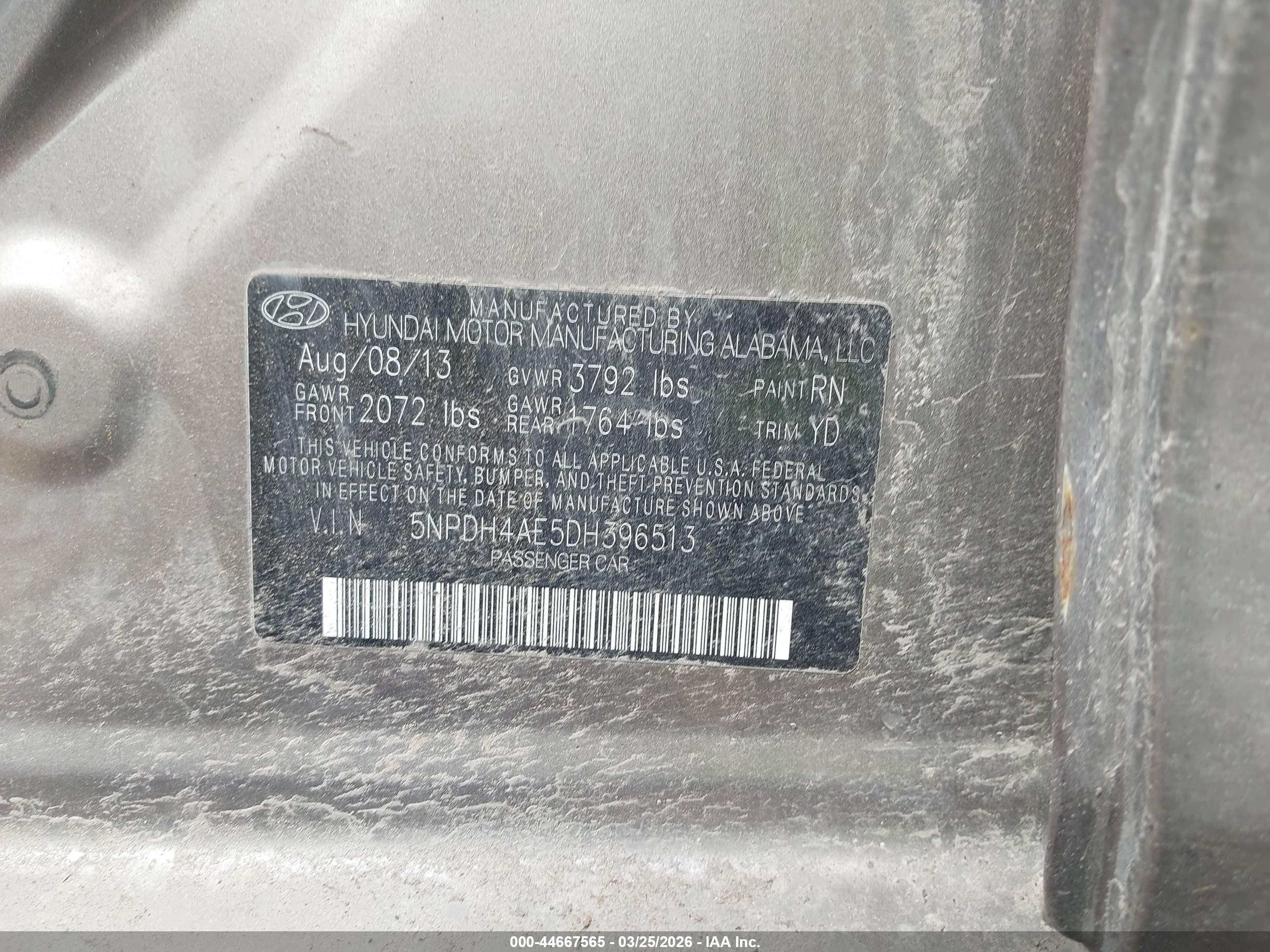 HYUNDAI ELANTRA image 9