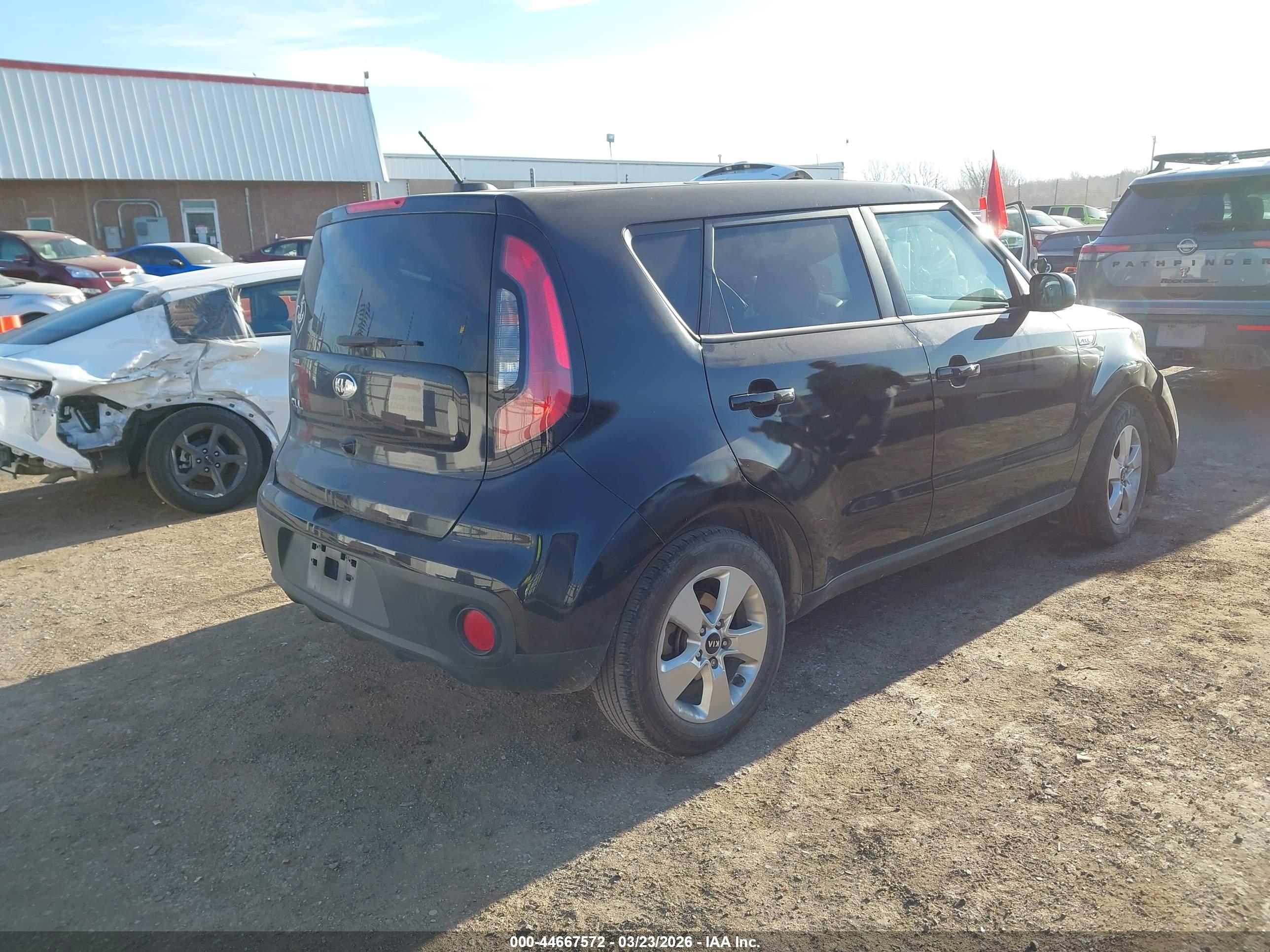 KIA SOUL image 4