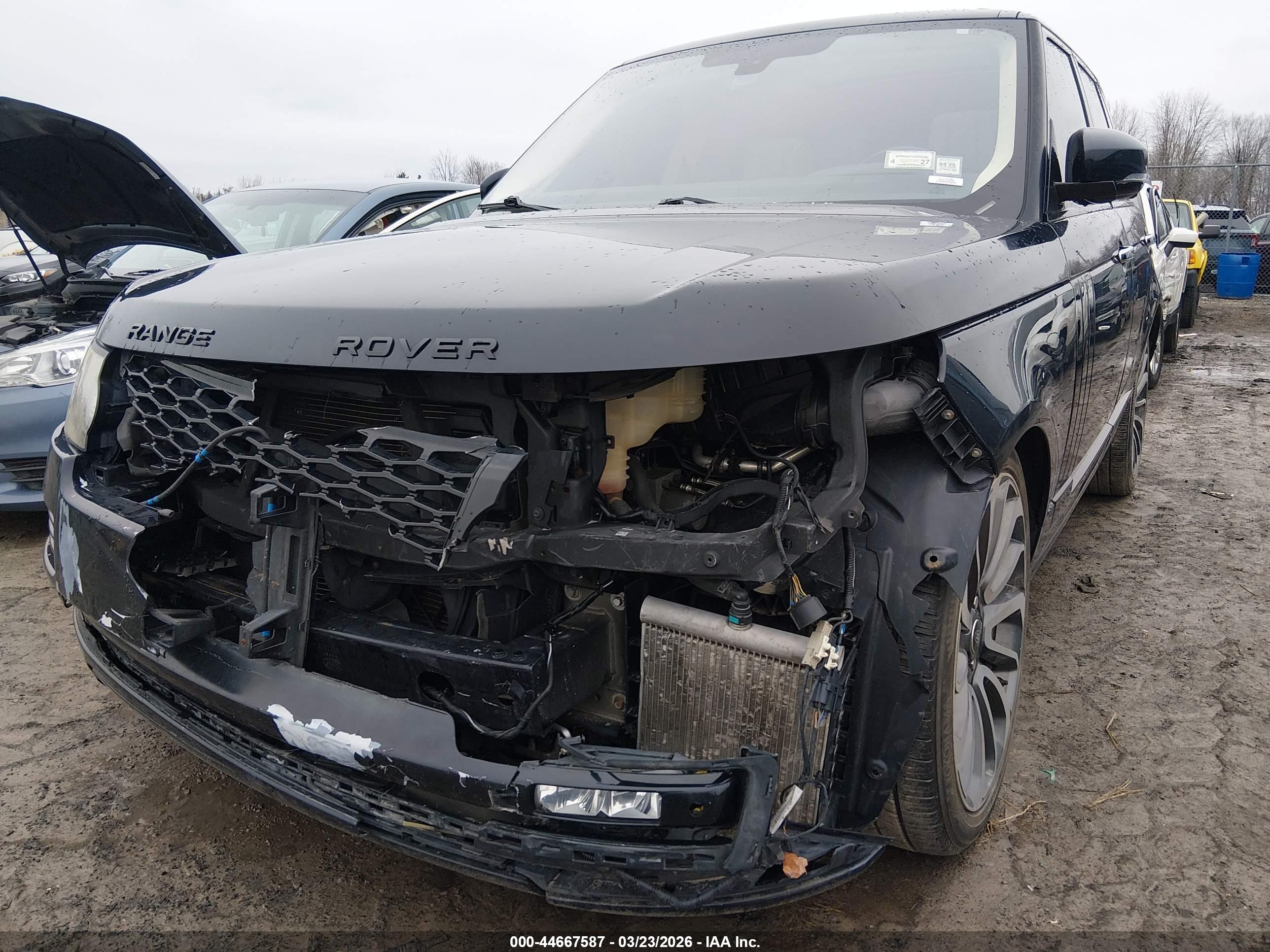 LAND ROVER image 6