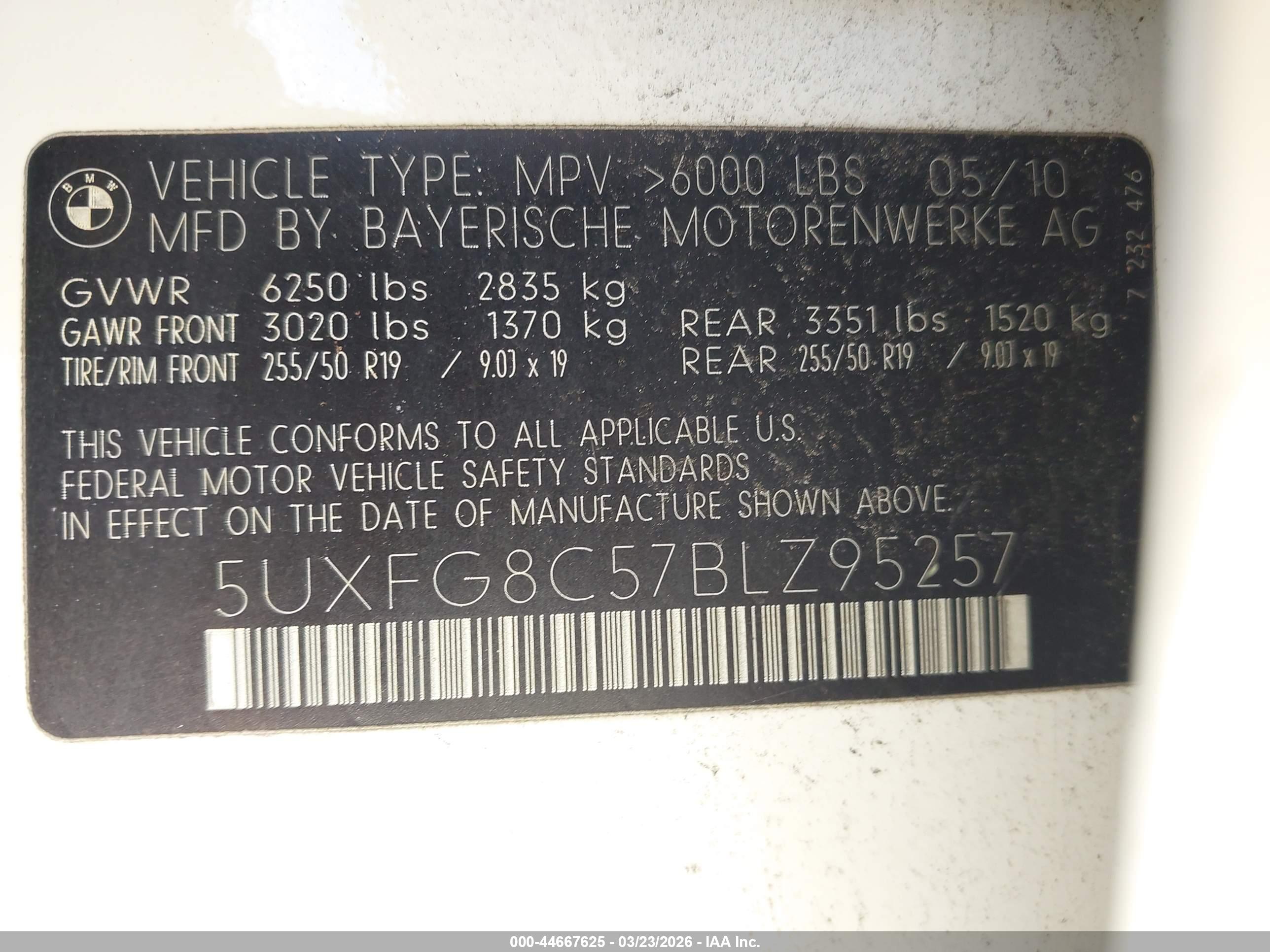 BMW X6 image 9