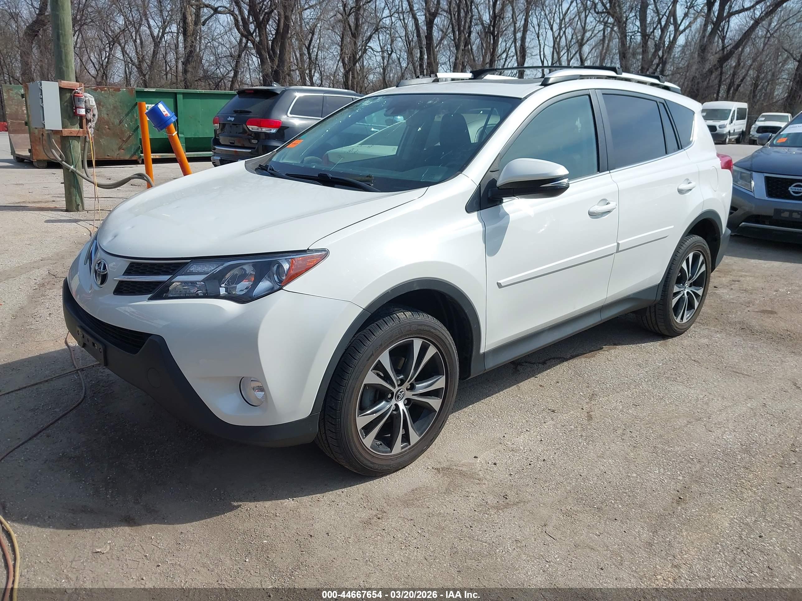 TOYOTA RAV4 image 2