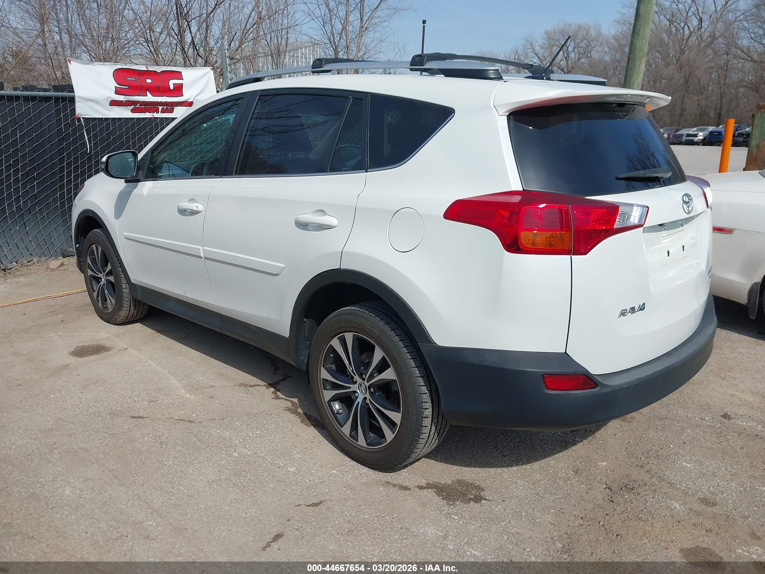 TOYOTA RAV4 image 3
