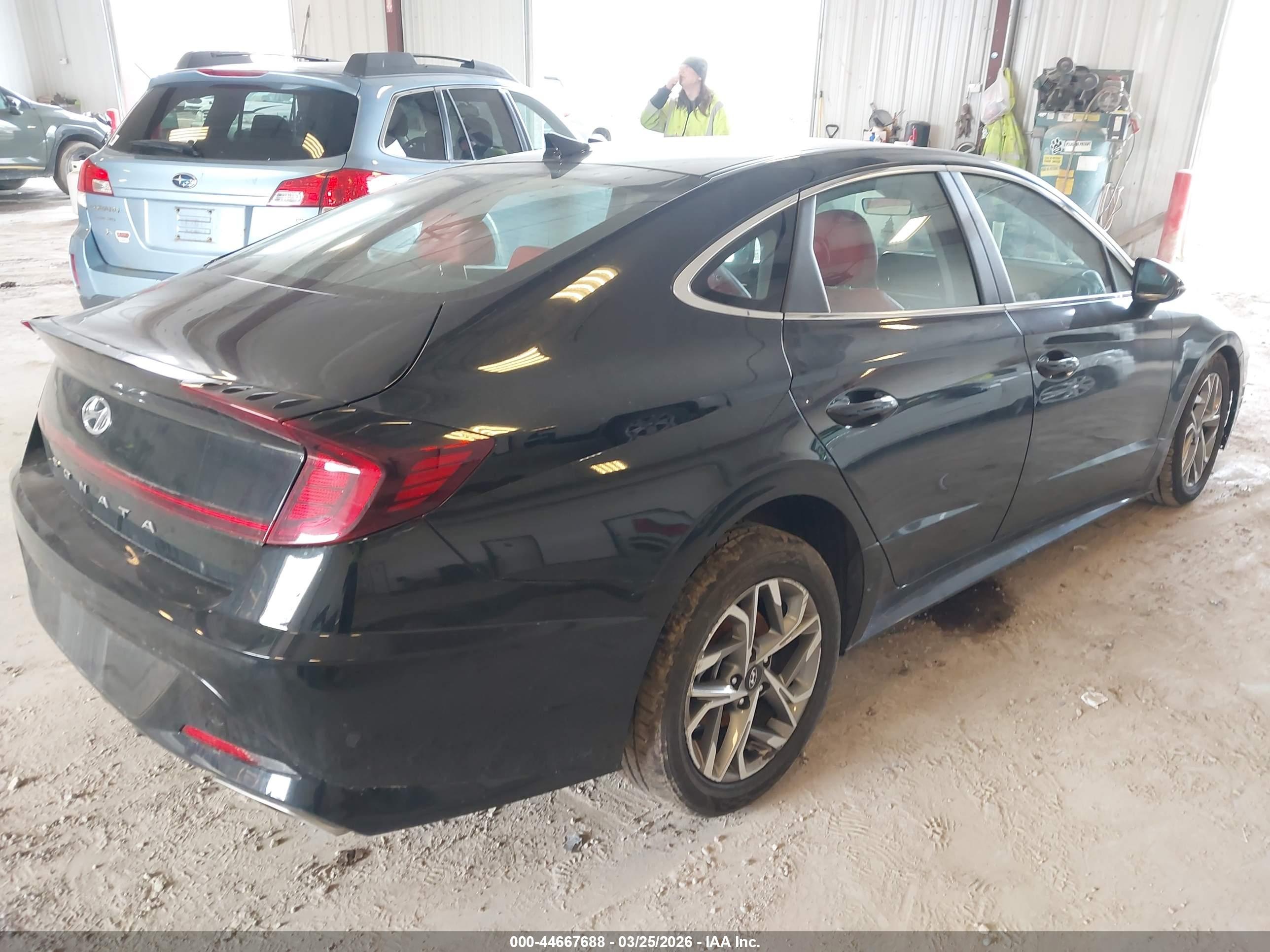 HYUNDAI SONATA image 4