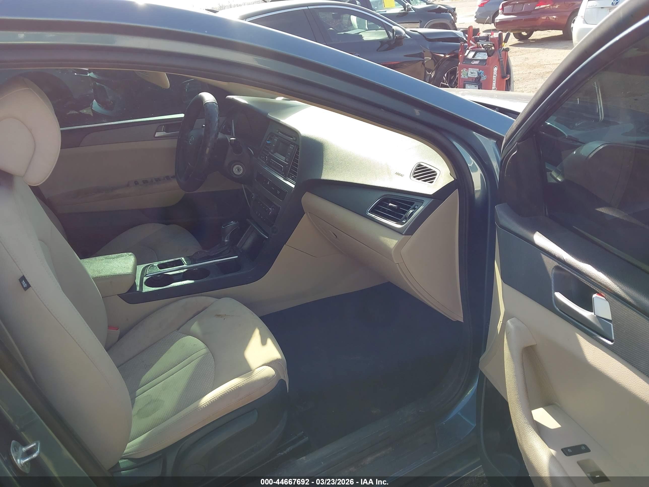 HYUNDAI SONATA image 5