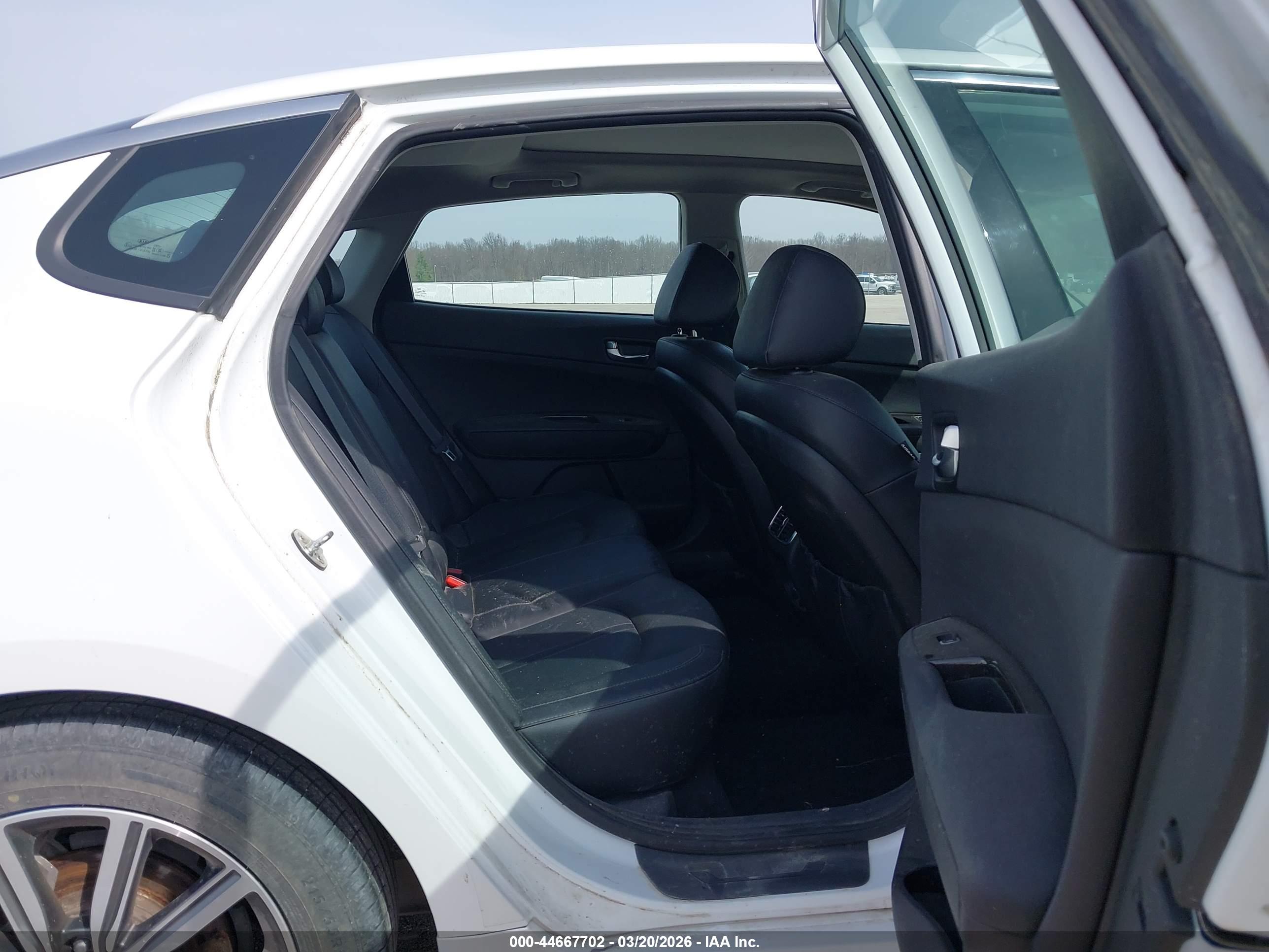 KIA OPTIMA image 8