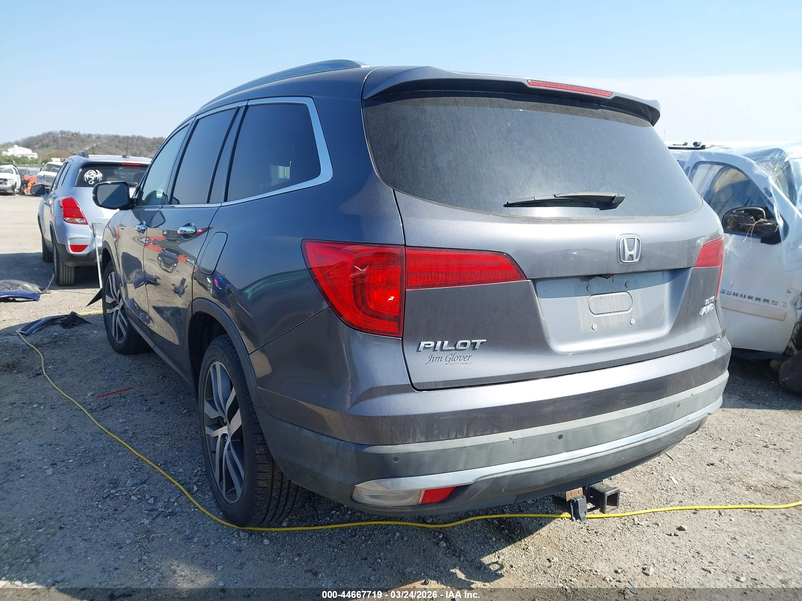 HONDA PILOT image 3