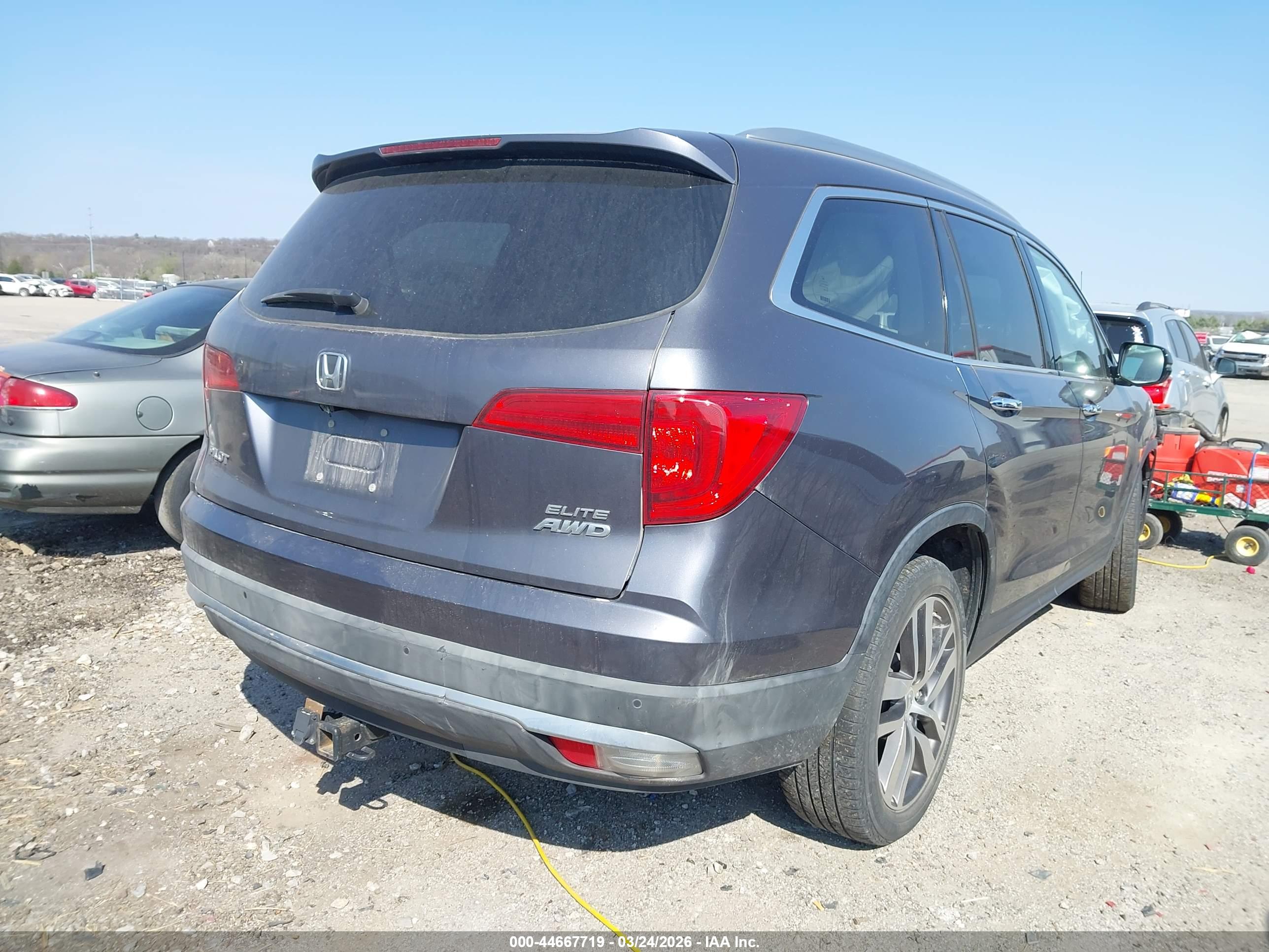 HONDA PILOT image 4