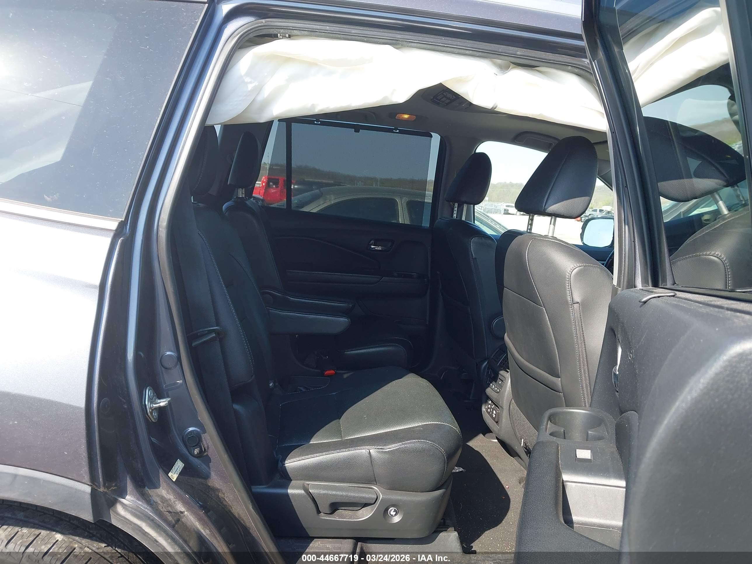 HONDA PILOT image 8