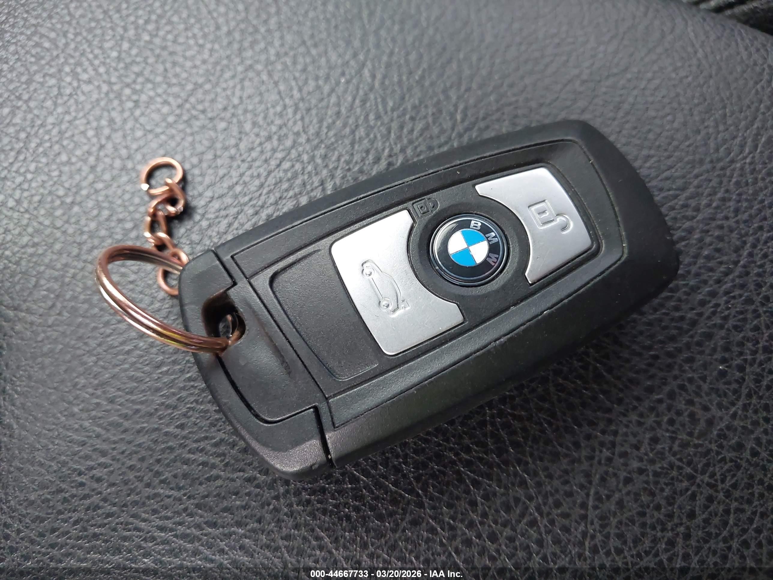 BMW 328I image 11