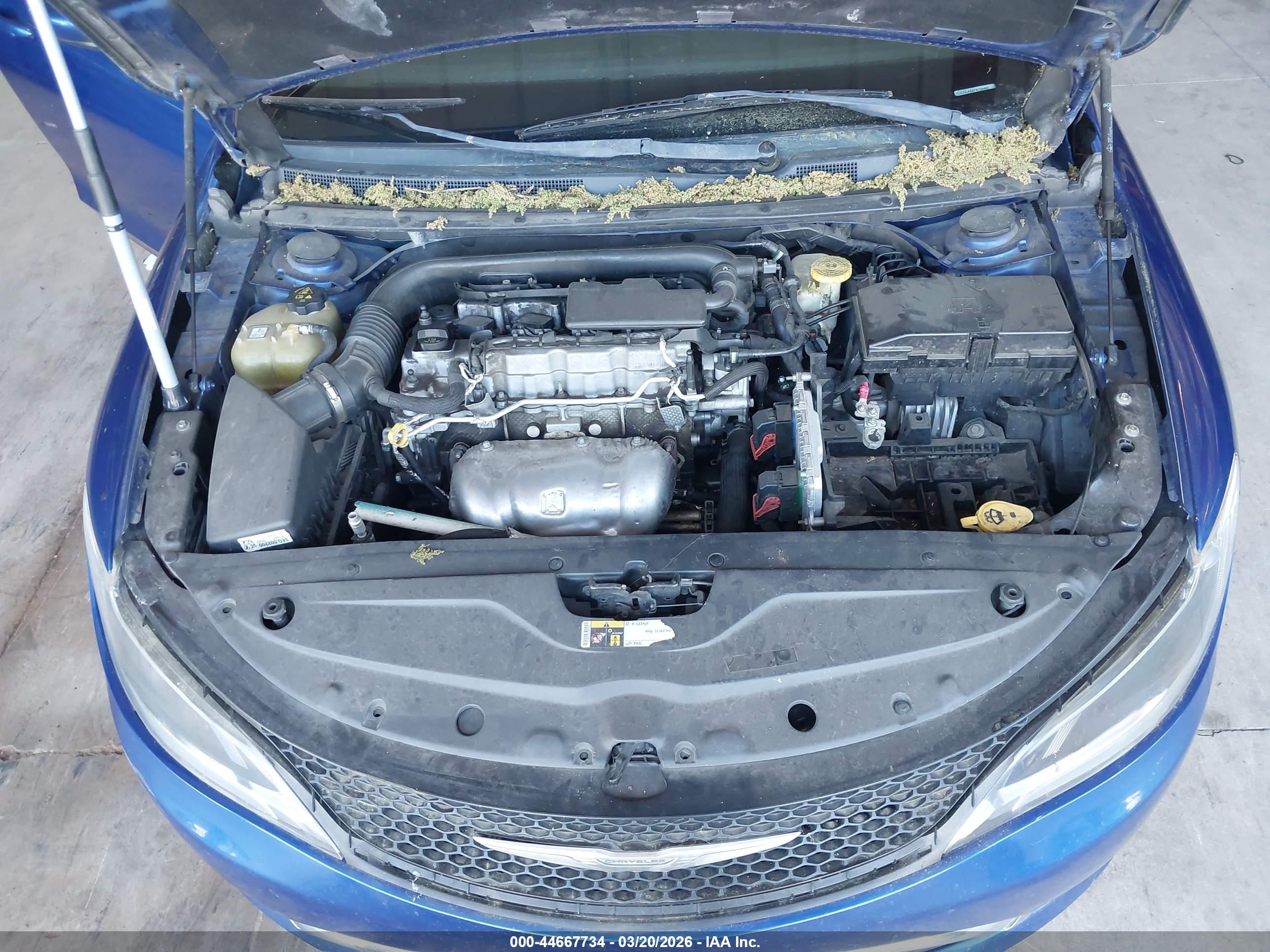 CHRYSLER 200 image 10