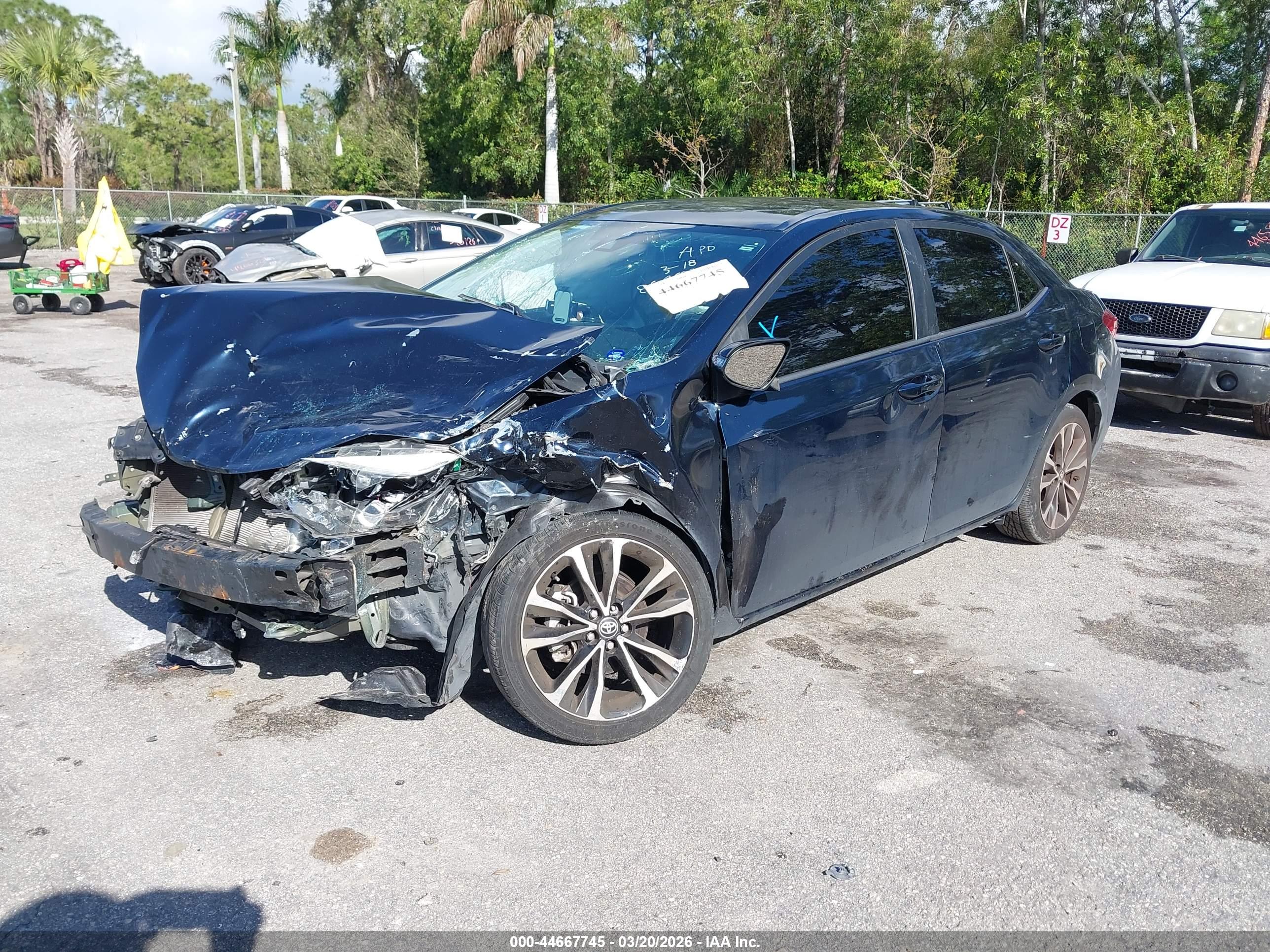 TOYOTA COROLLA image 2