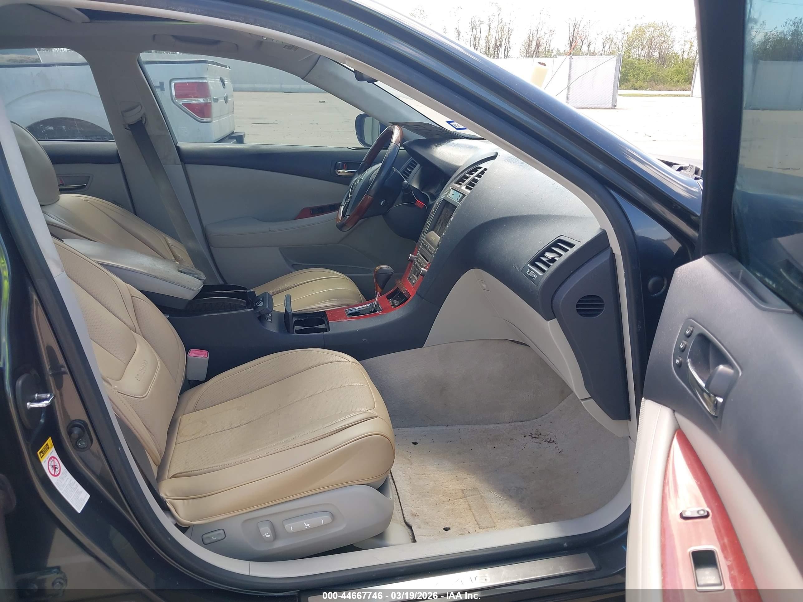 LEXUS ES image 5