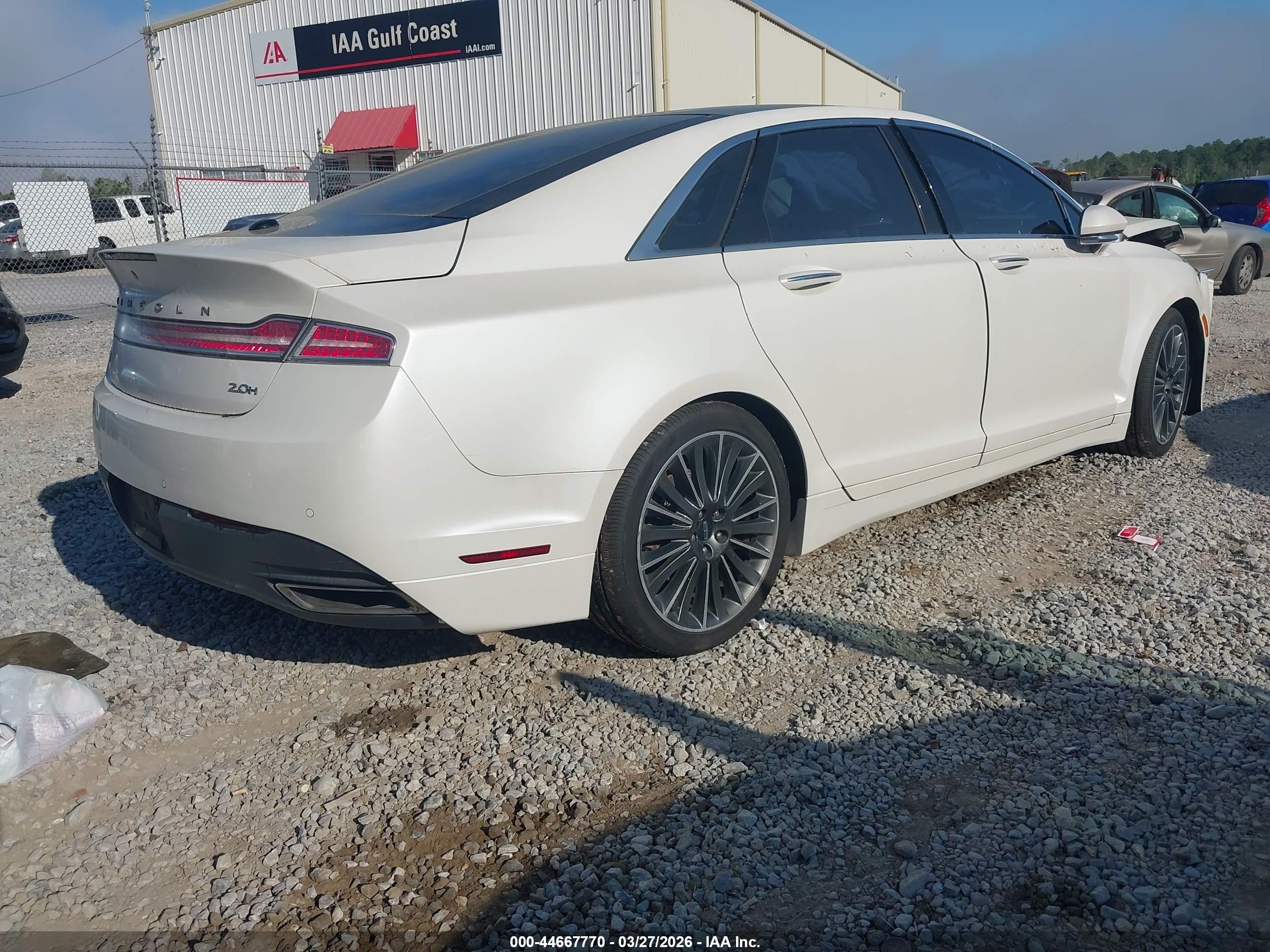 LINCOLN MKZ image 4
