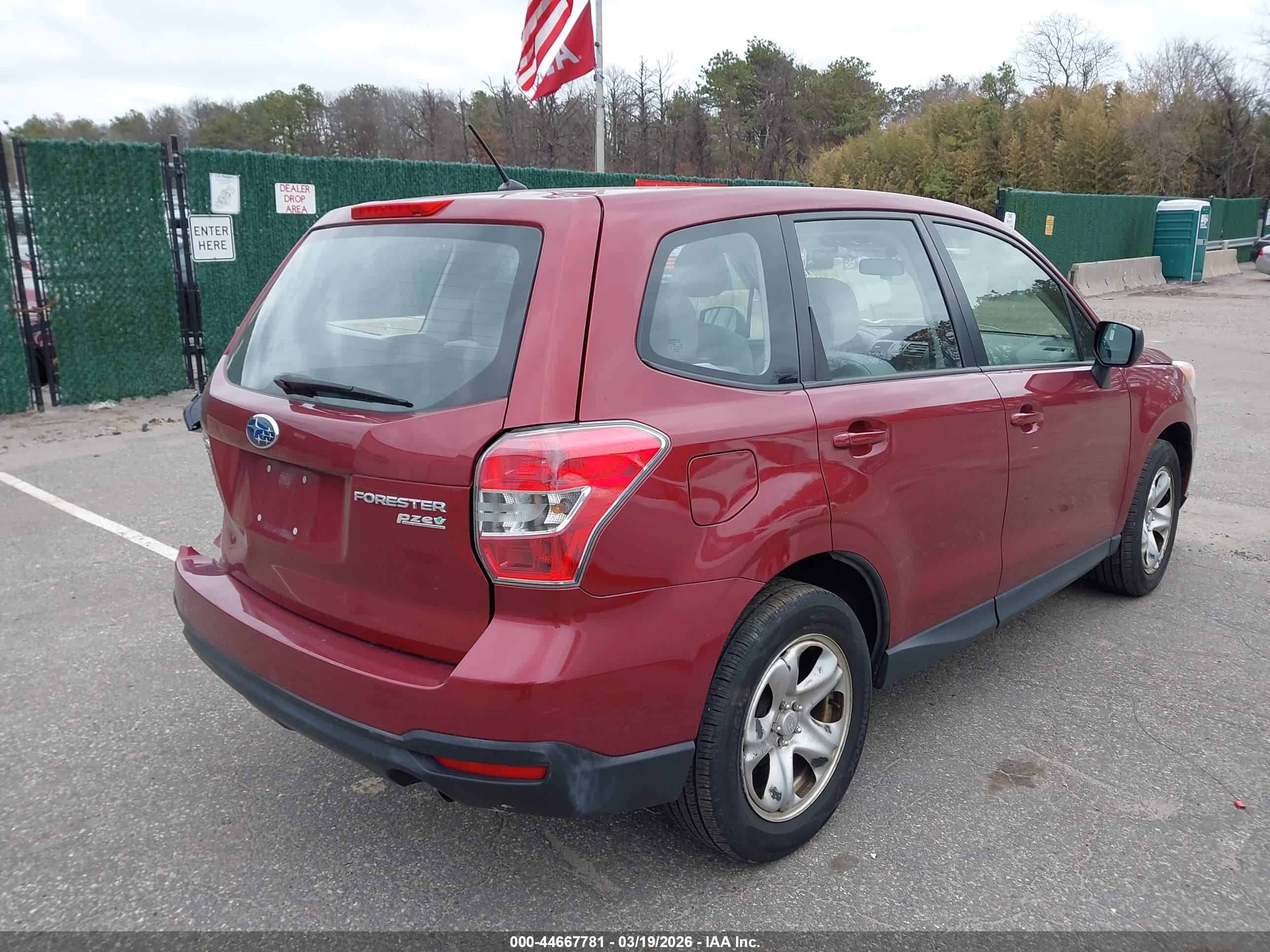 SUBARU FORESTER image 4