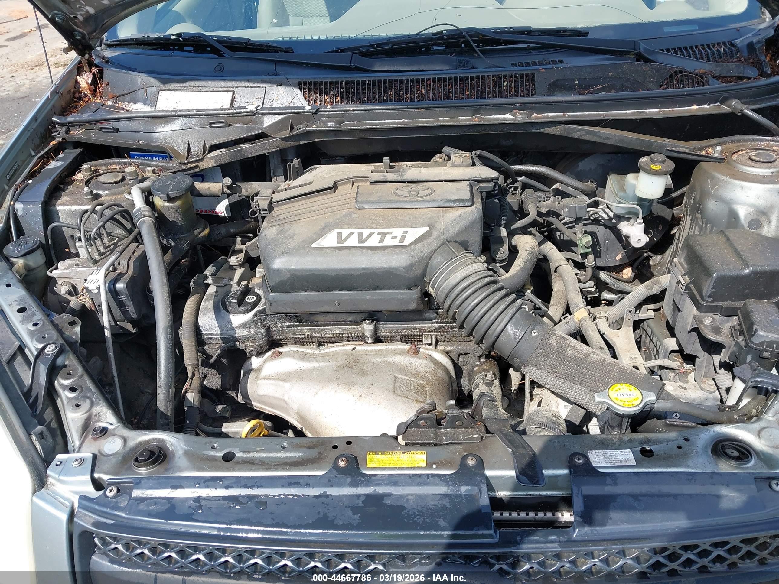 TOYOTA RAV4 image 10