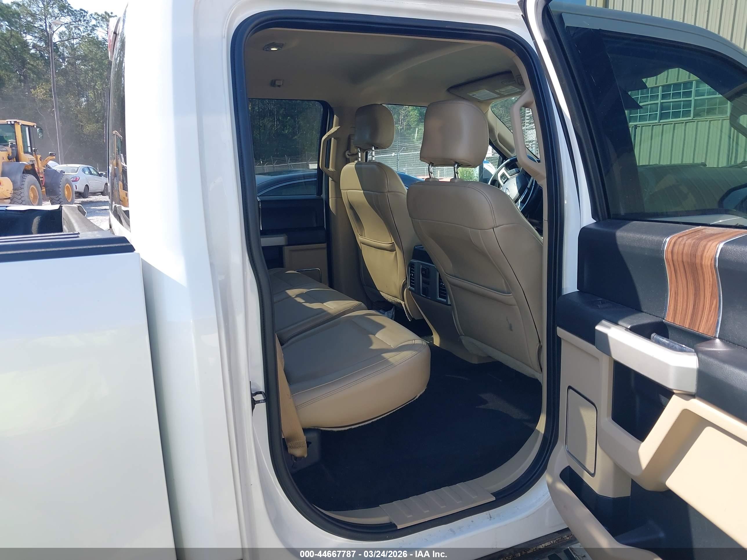FORD F-150 image 8