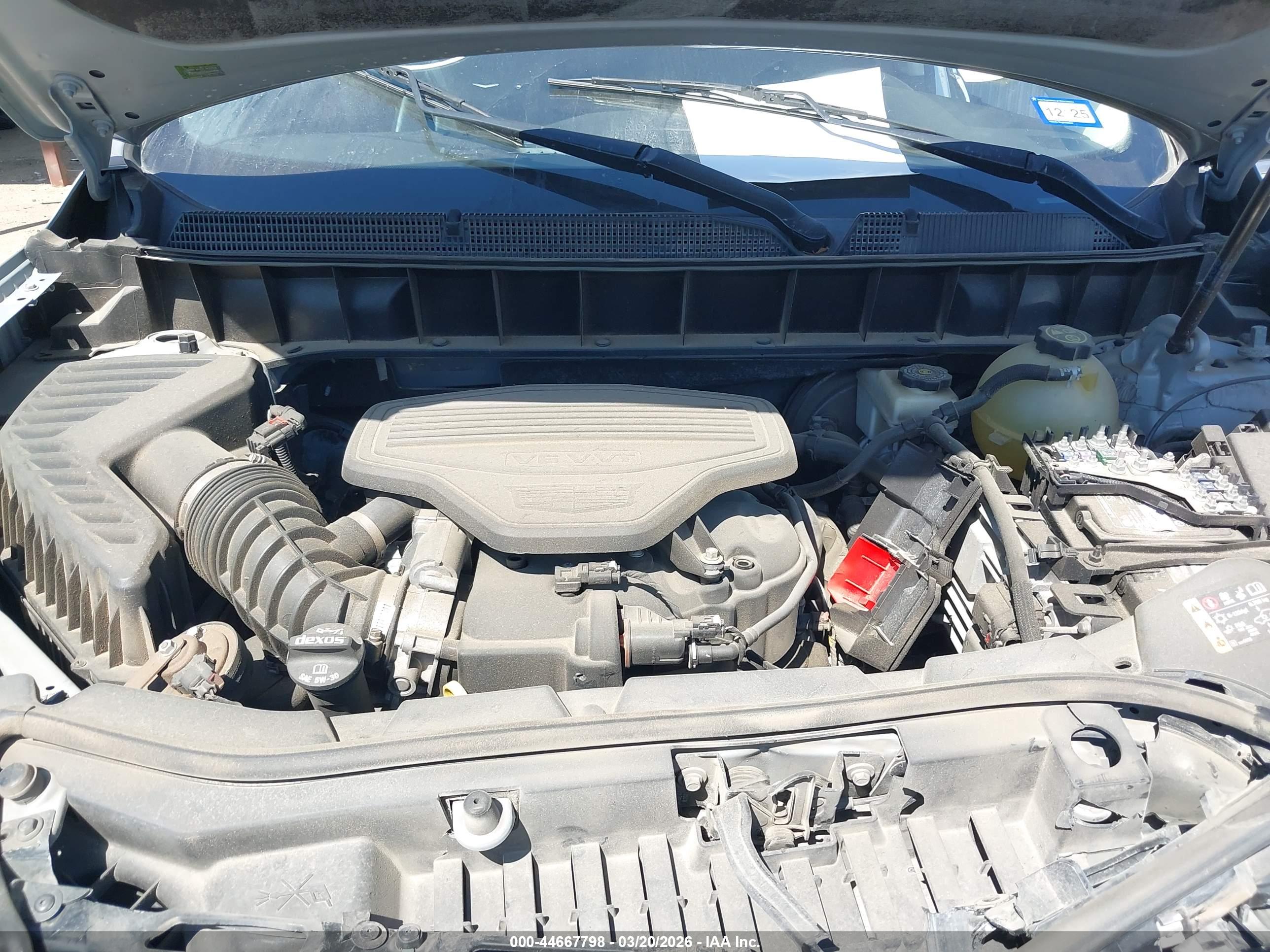 CADILLAC XT5 image 10
