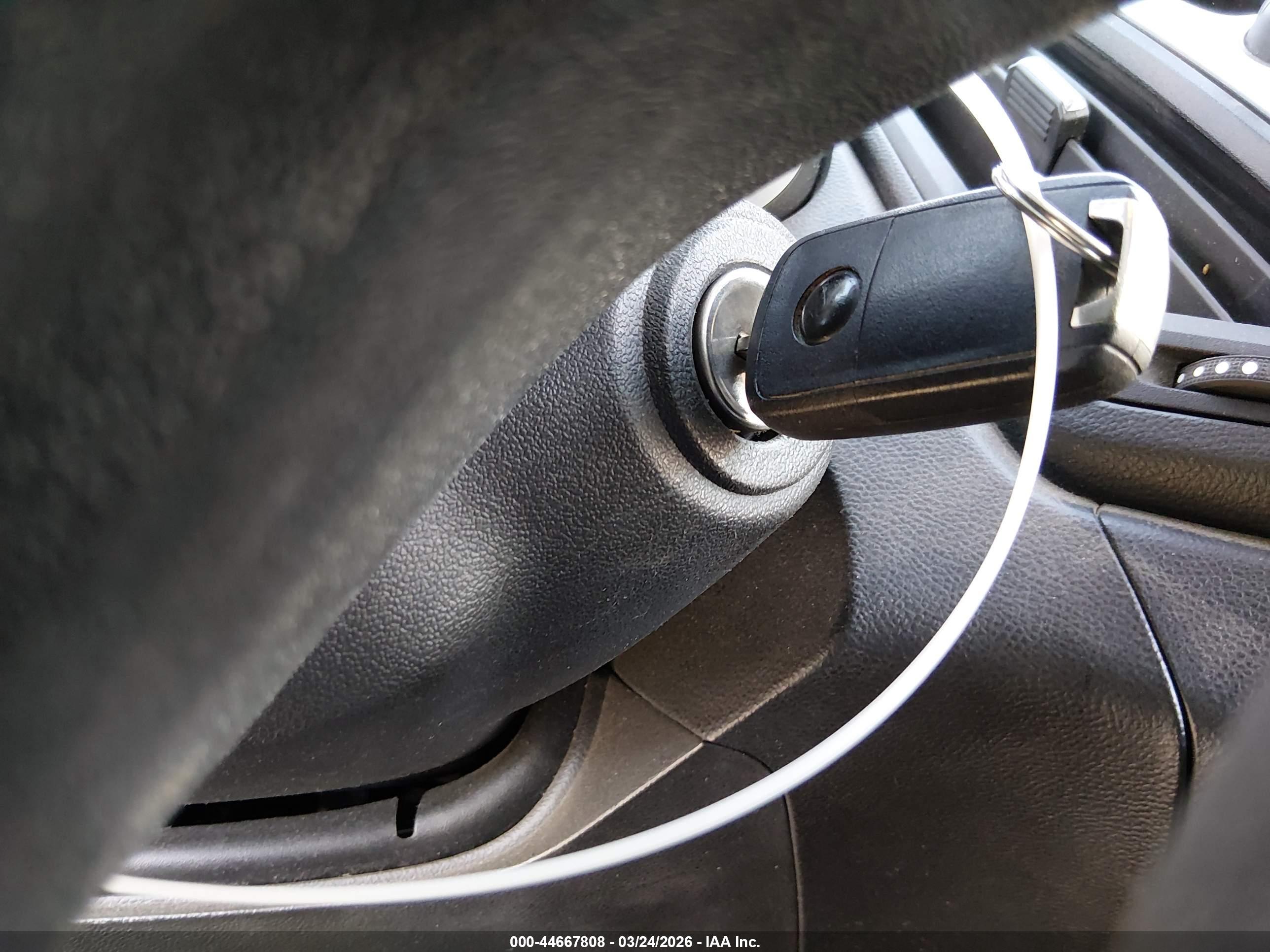 CHEVROLET EQUINOX image 11