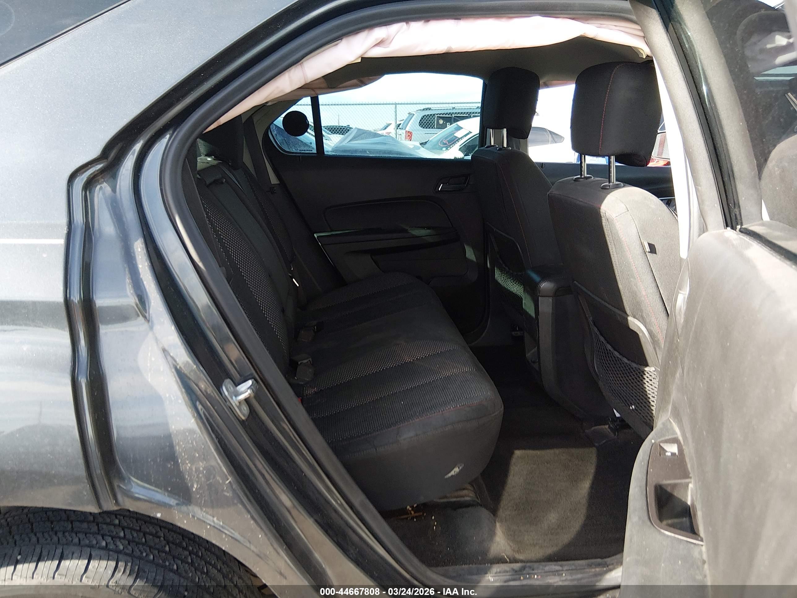 CHEVROLET EQUINOX image 8