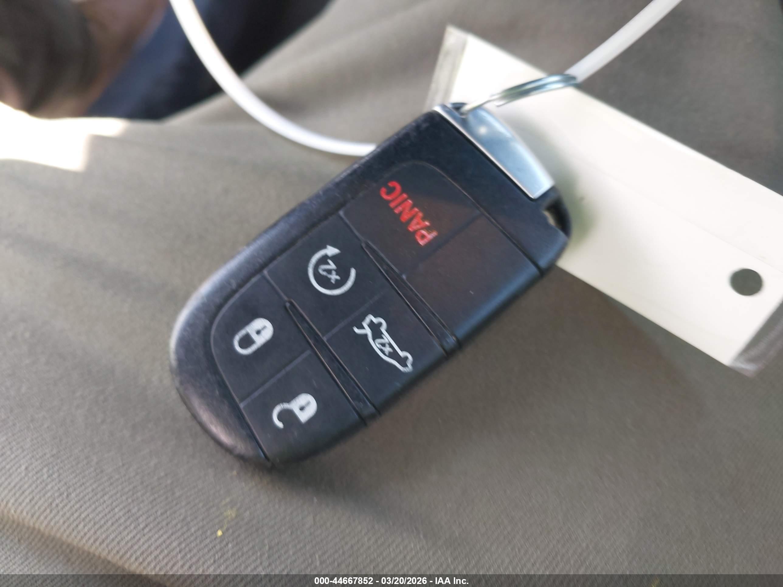 CHRYSLER 300C image 11