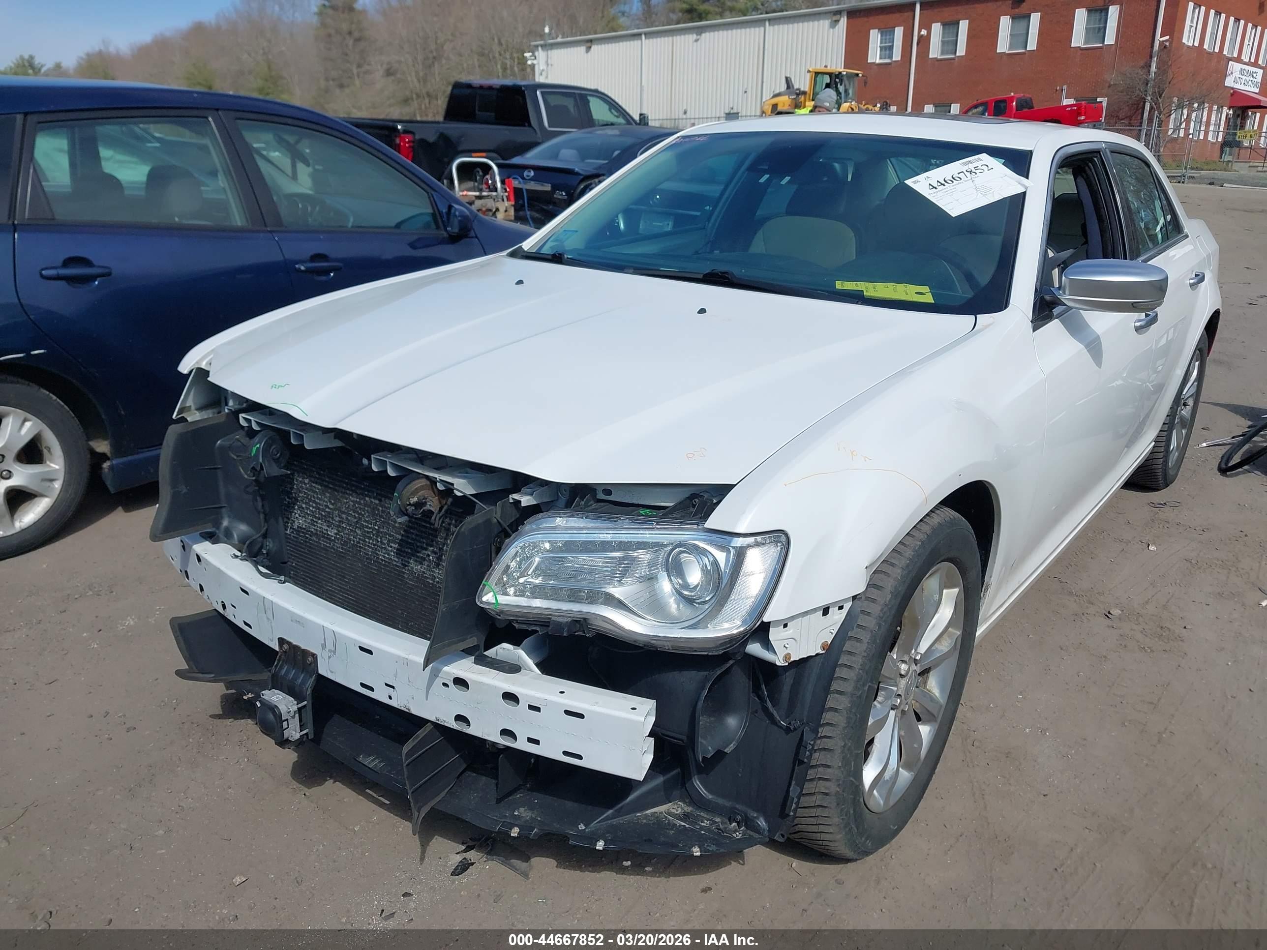 CHRYSLER 300C image 2