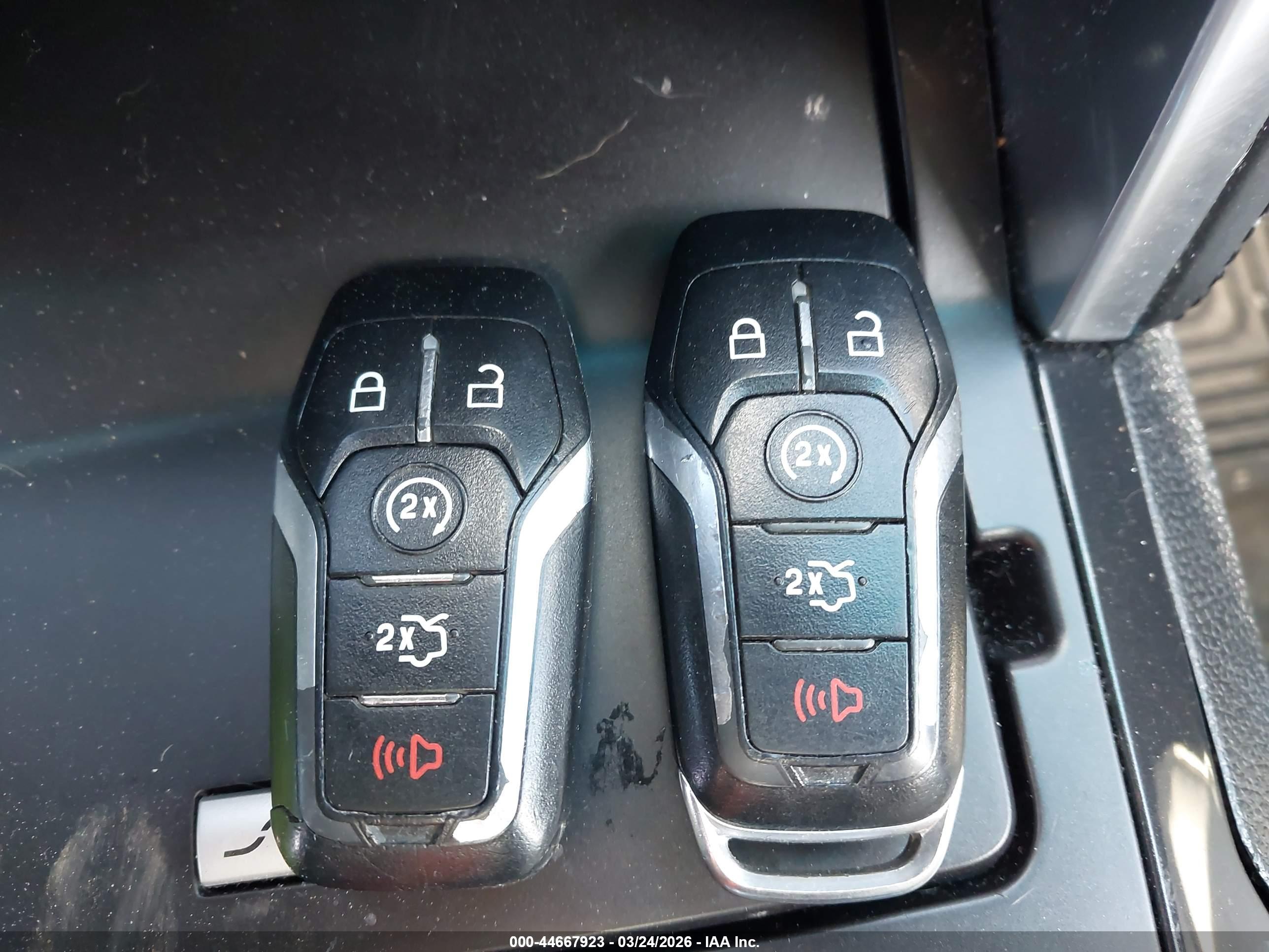 FORD EXPLORER image 11