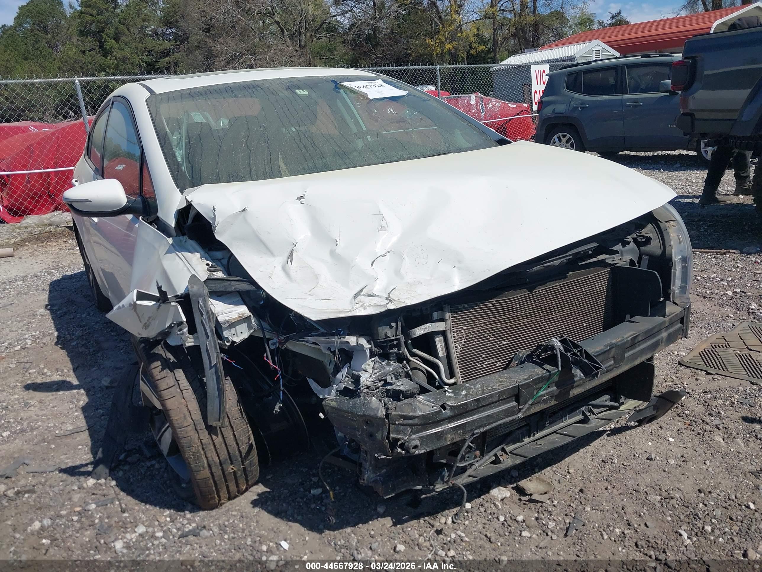 KIA FORTE image 6