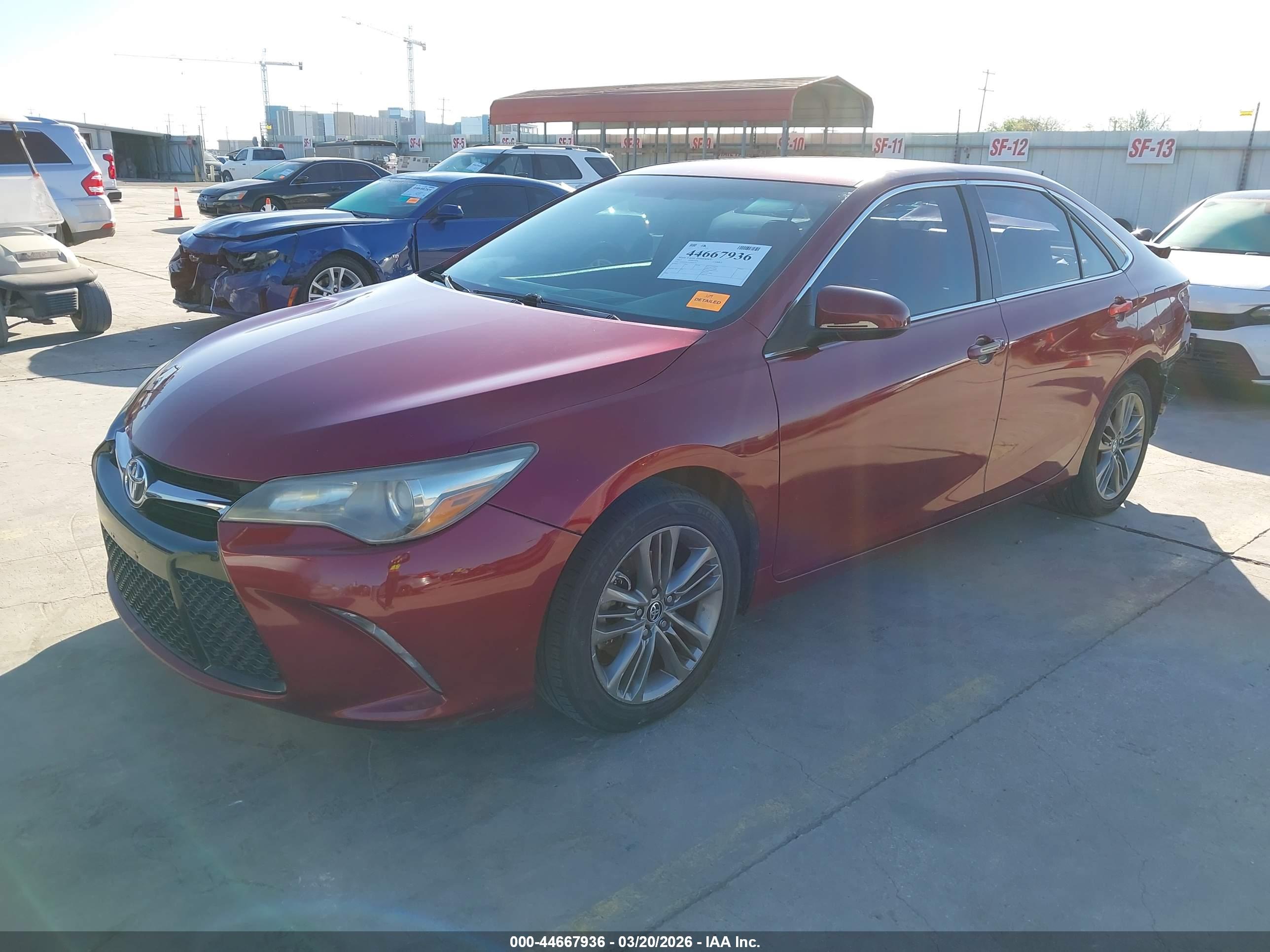 TOYOTA CAMRY image 2