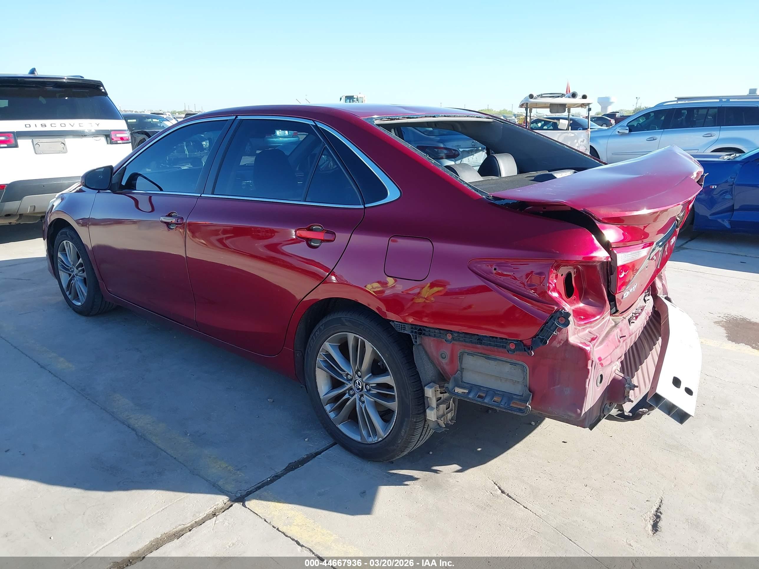 TOYOTA CAMRY image 3