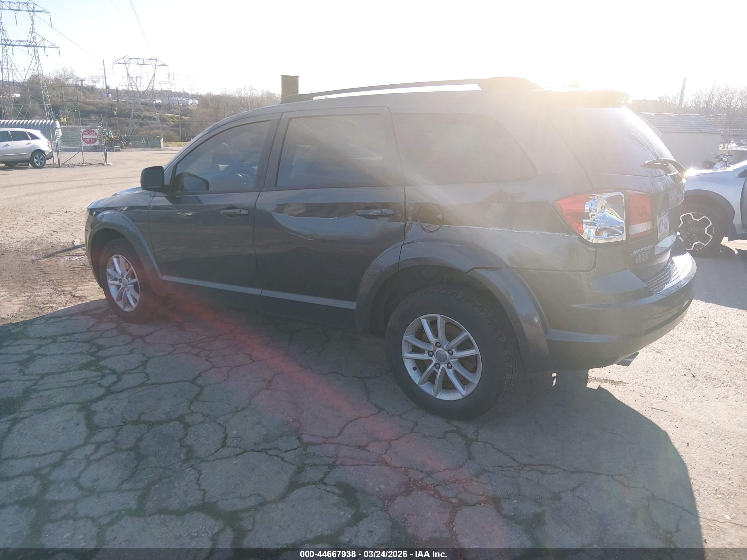 DODGE JOURNEY image 3
