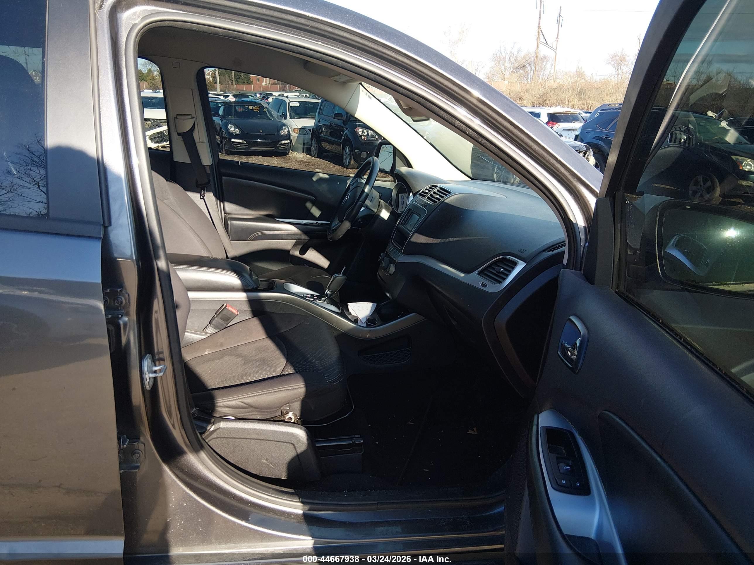 DODGE JOURNEY image 5
