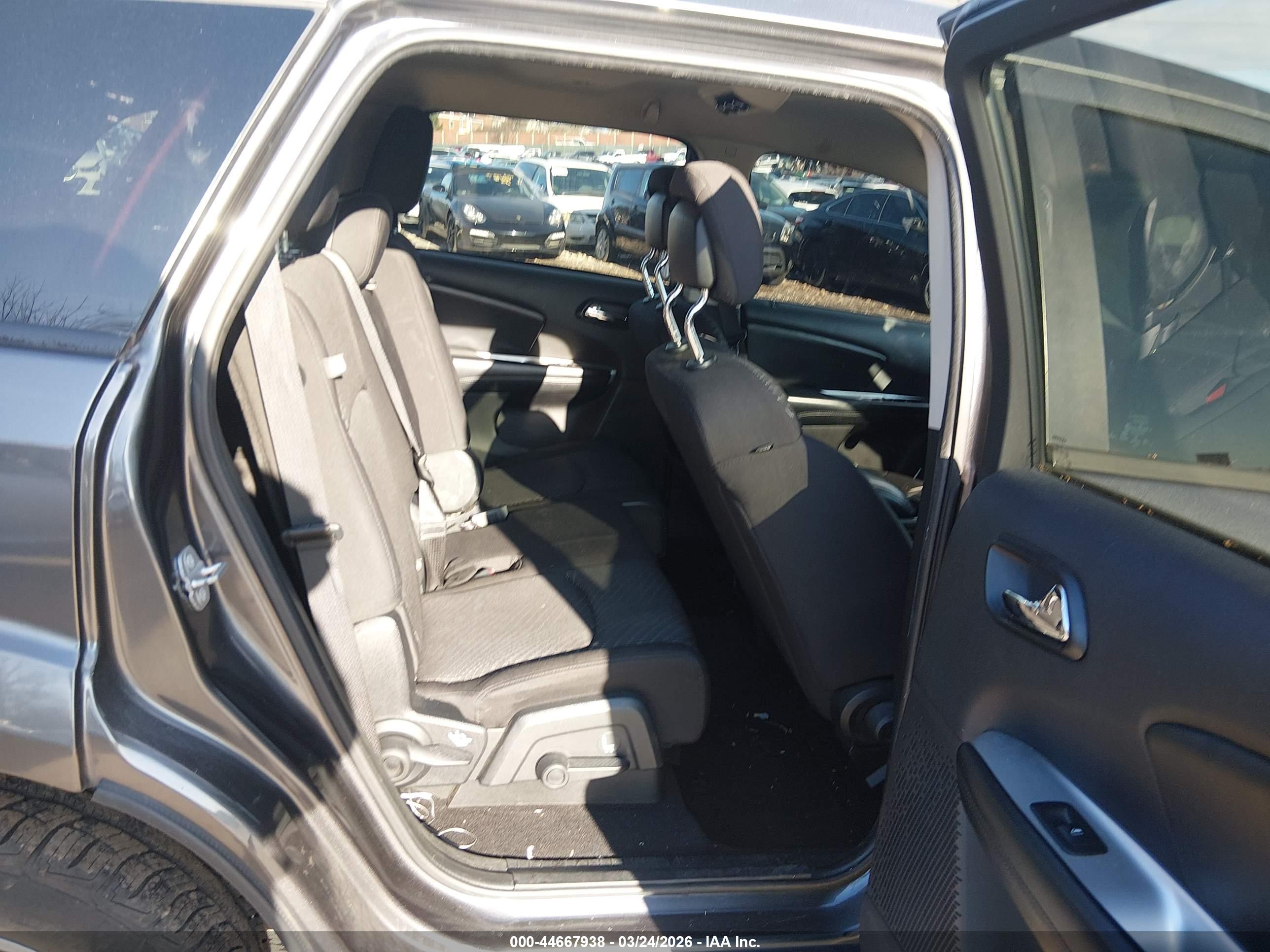 DODGE JOURNEY image 8