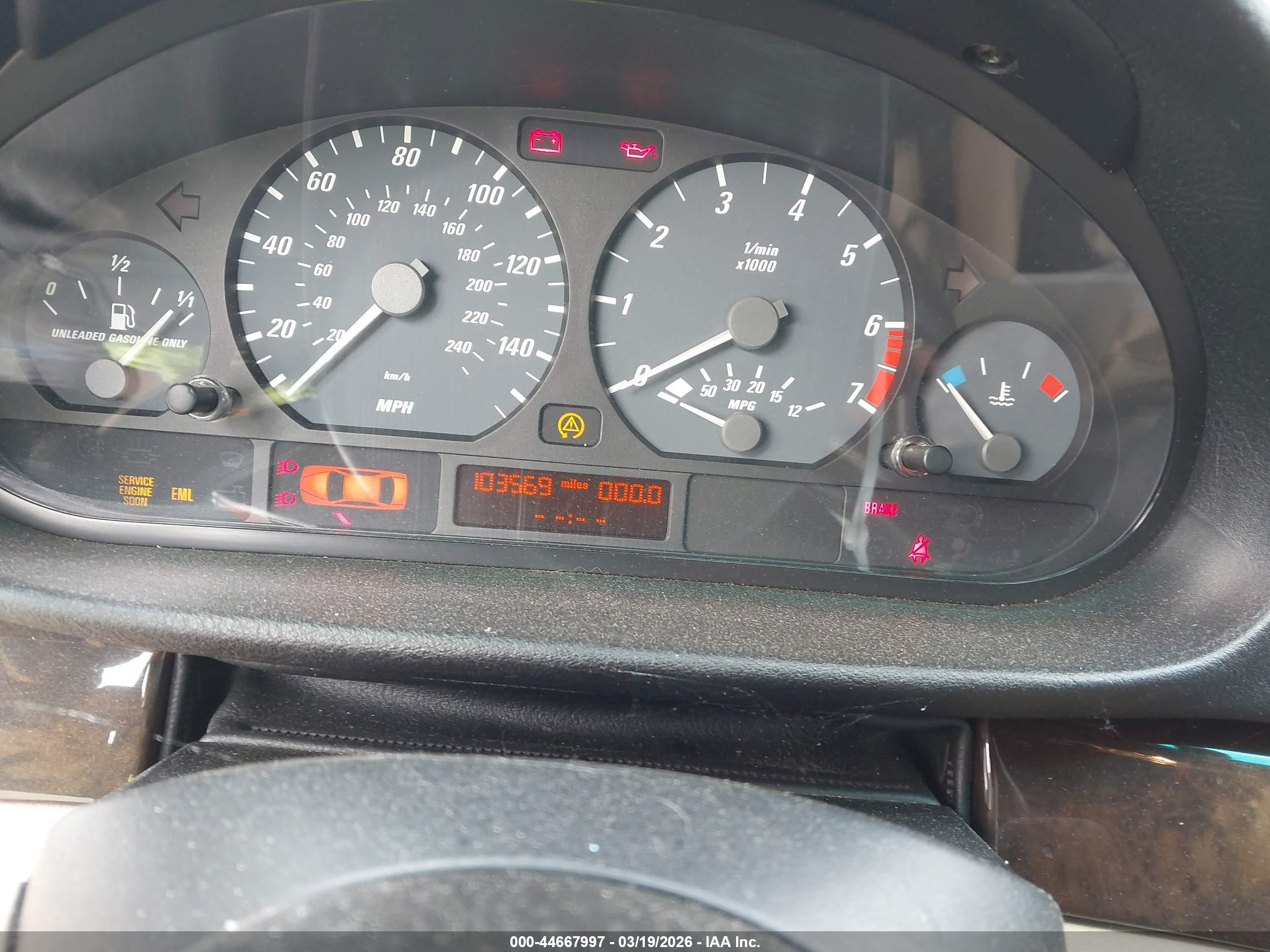 BMW 325CI image 7